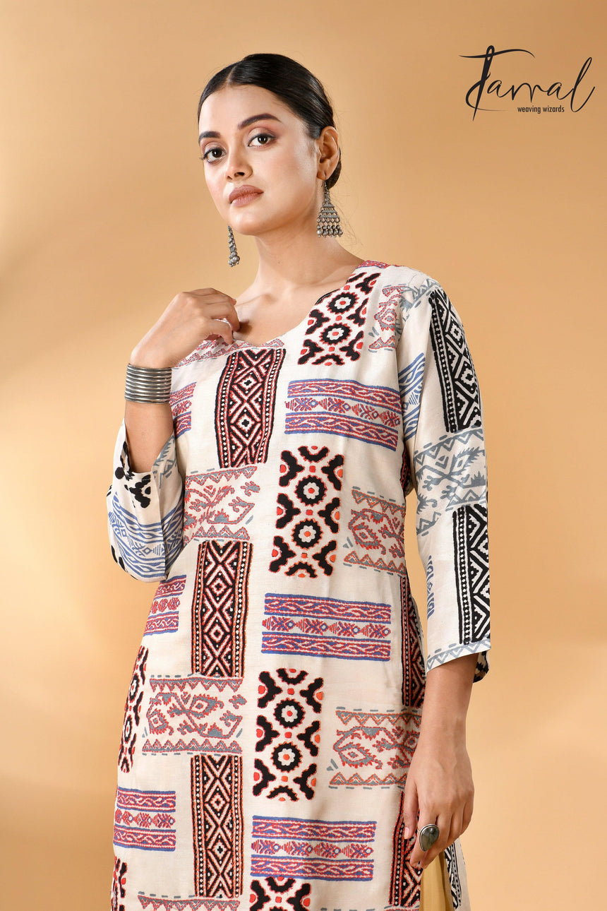 Off-White Pure Silk Kurti Handwoven Batik with Kantha stitch work full1