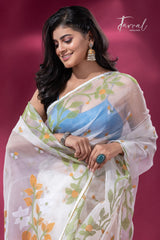Off white muslin silk jacquard handloom soft dhakai jamdani saree4