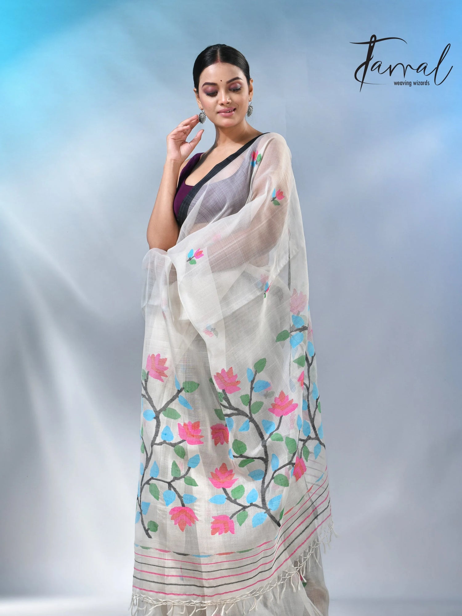 Off white with border muslin floral handwoven jamadani saree