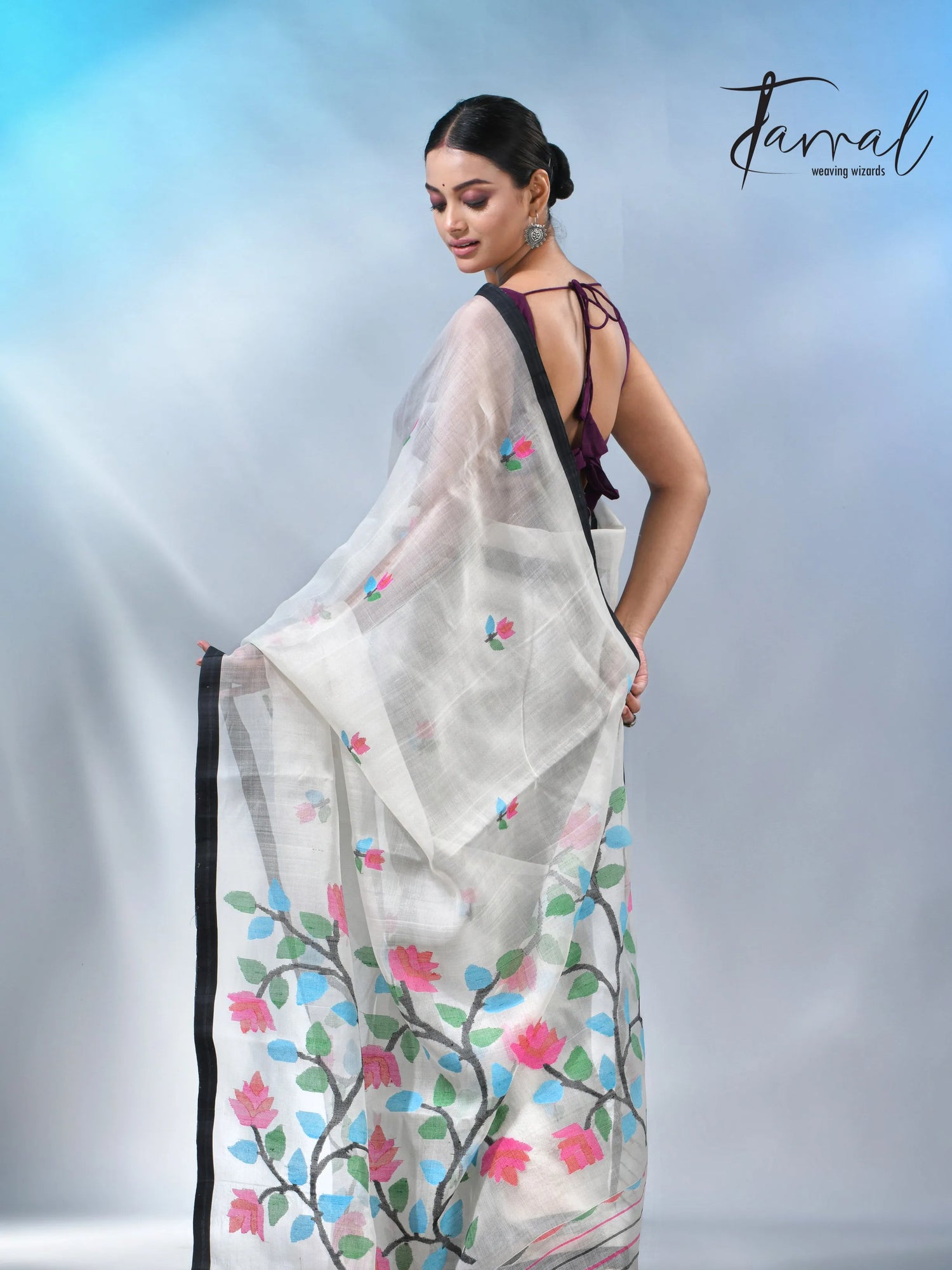 Off white with border muslin floral handwoven jamadani saree