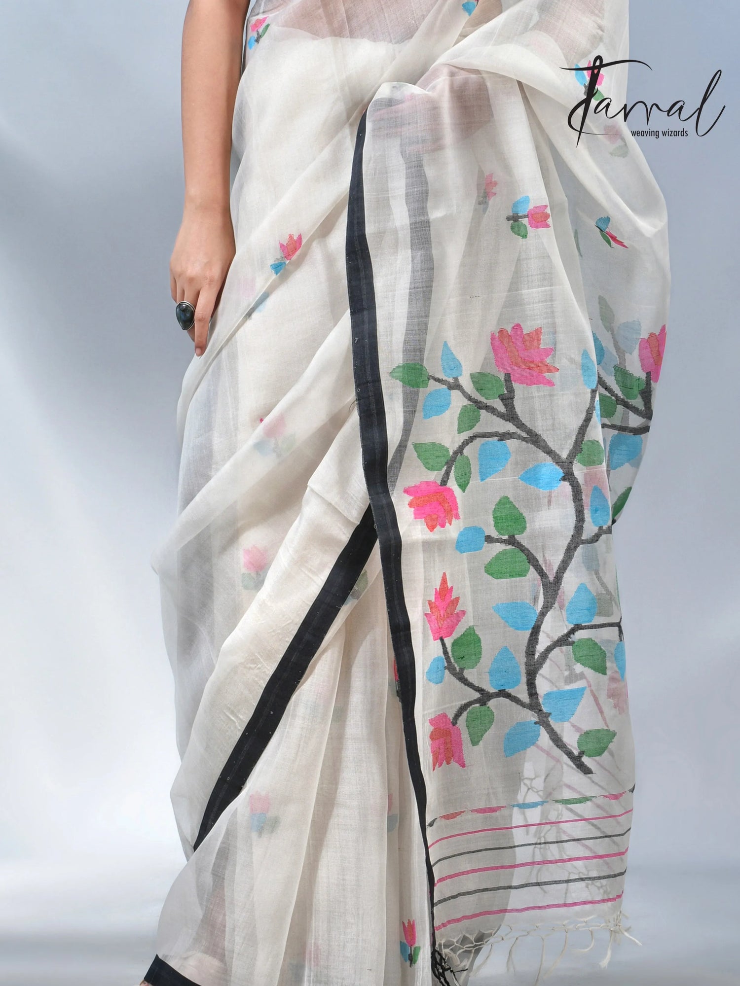 Off white with border muslin floral handwoven jamadani saree