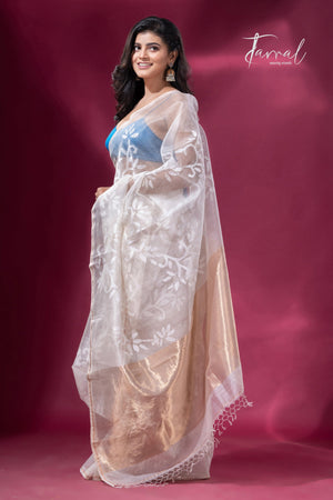 Off white with floral handwoven jamdani in muslin silk saree left1