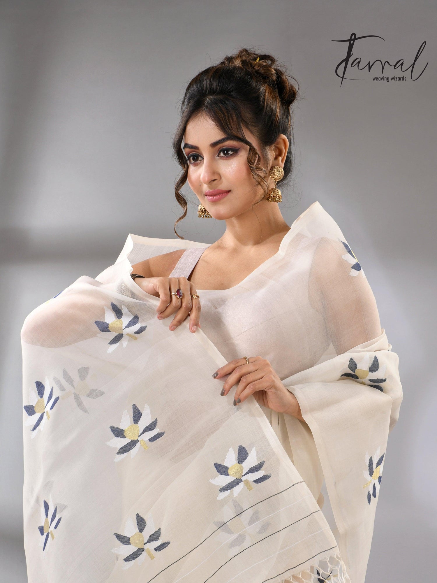 Offwhite Motifs Muslin Silk Jamdani Saree featuring Lotus cls