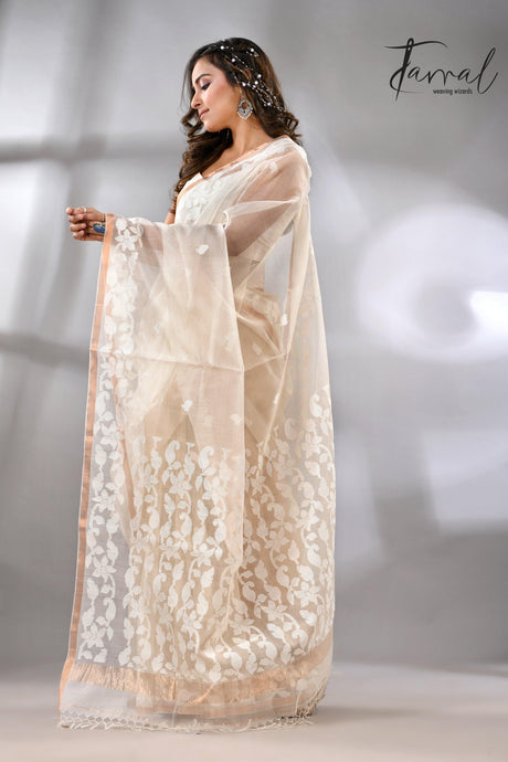 Offwhite Muslin handwoven needle zari work jamdani saree left