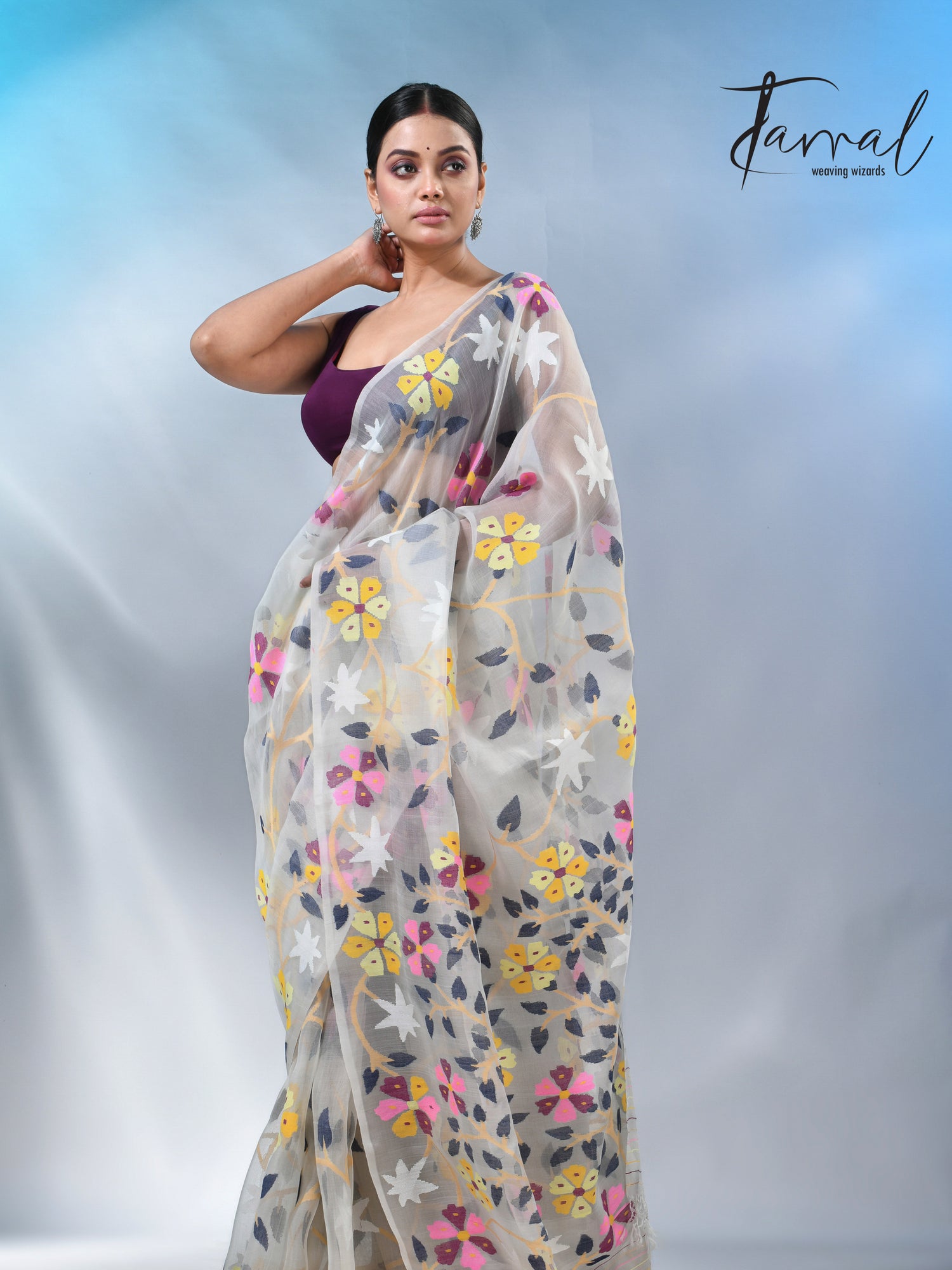 Offwhite allover floral muslin silk handwoven jamdani saree