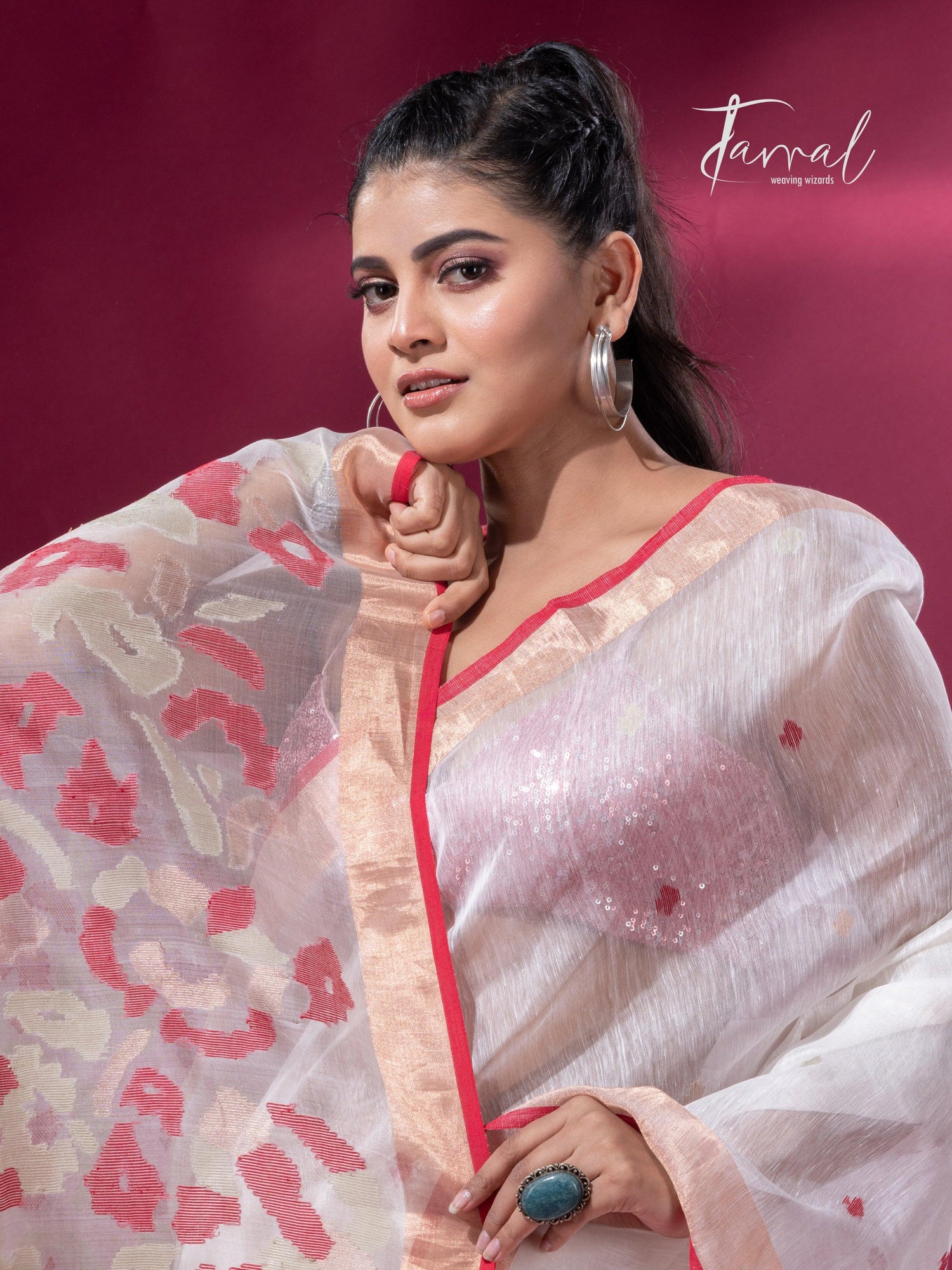 Offwhite with zari border silk linen handwoven jamdani saree - Tamal Boutique