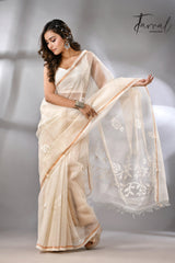 Offwhite self rose motifs handwoven jamdani saree in muslin silk - Tamal Boutique