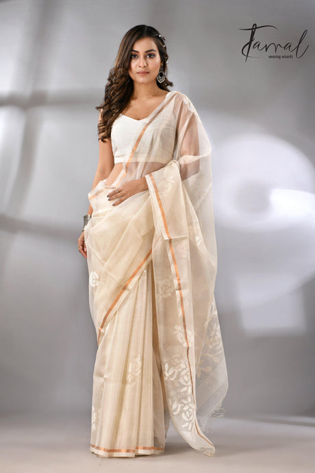 Offwhite self rose motifs handwoven jamdani saree in muslin silk - Tamal Boutique