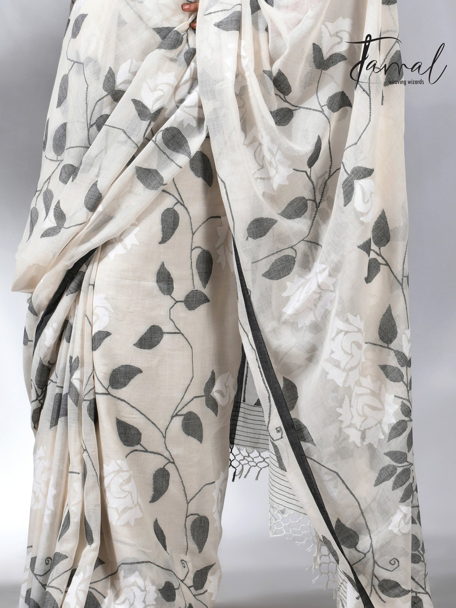 Offwhite with black allover cotton muslin handwoven jamdani saree