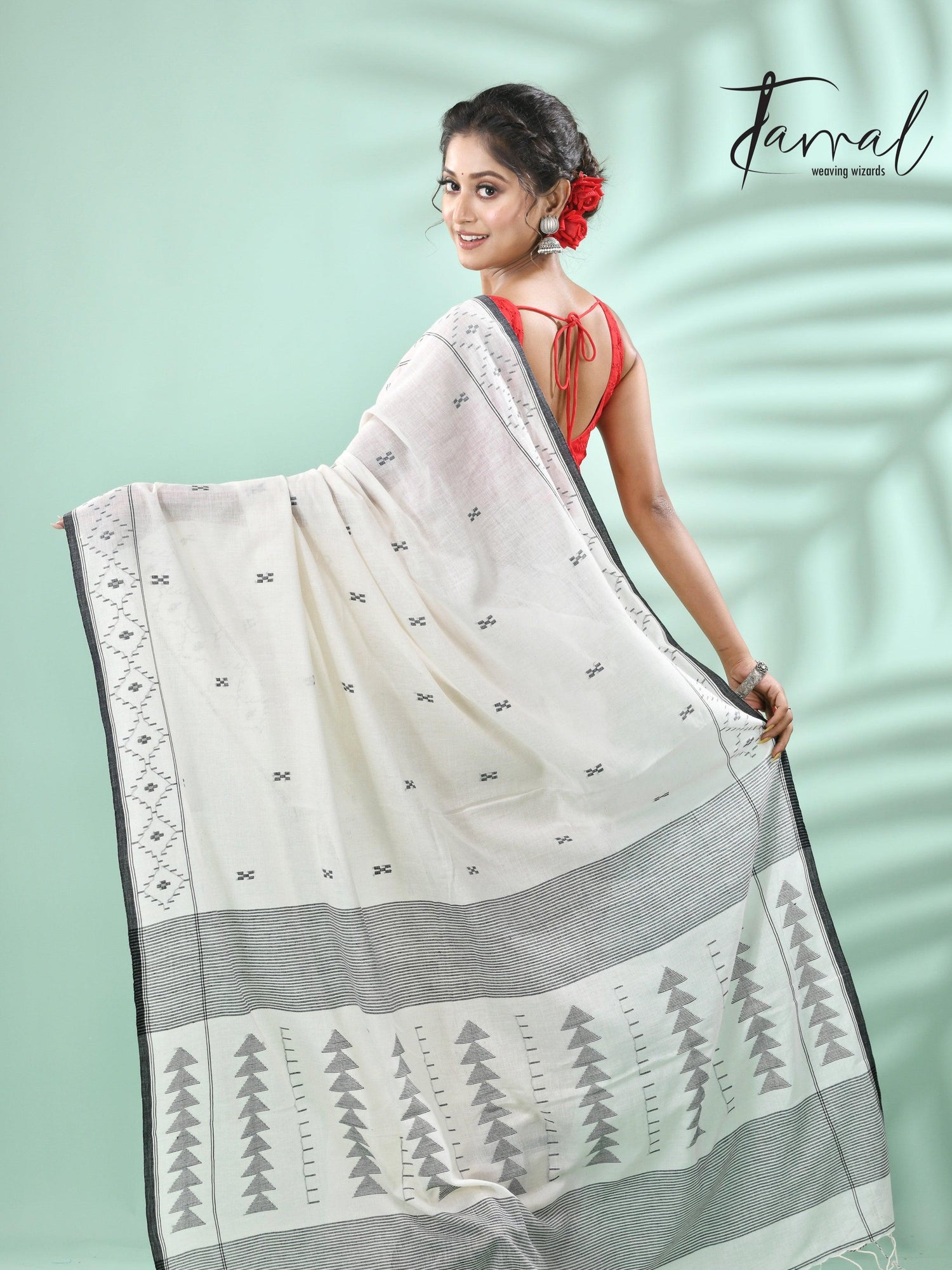 Offwhite with black net design cotton handwoven jamdani saree