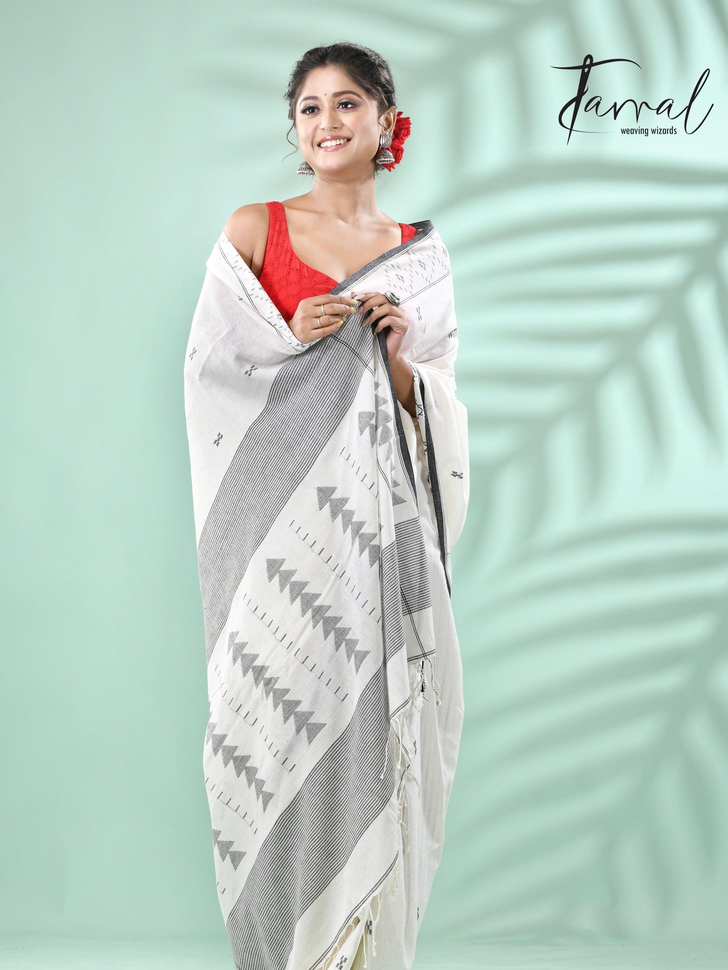 Offwhite with black net design cotton handwoven jamdani saree