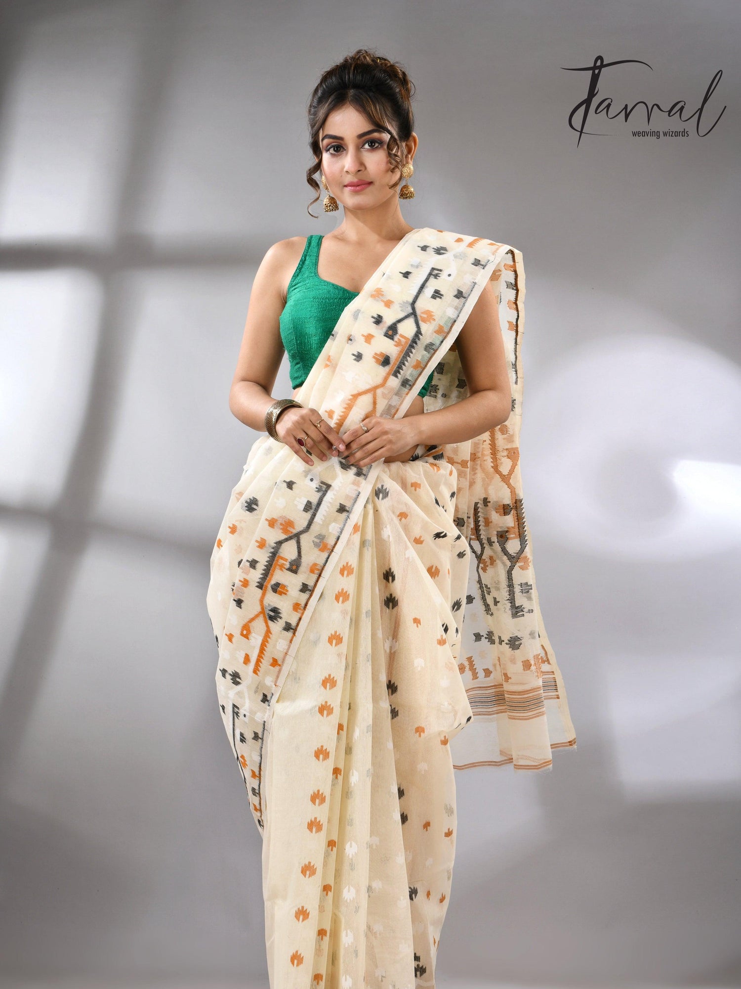 Ivory Splendor soft handloom dhaki jamdani saree - Tamal Boutique