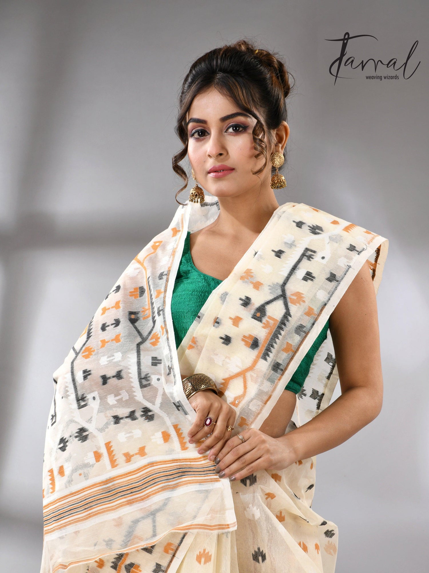 jamdani saree, jamdani, handloom, handwoven, saree, silk, dhakai, weaving, kolkatasaree, tamalboutique