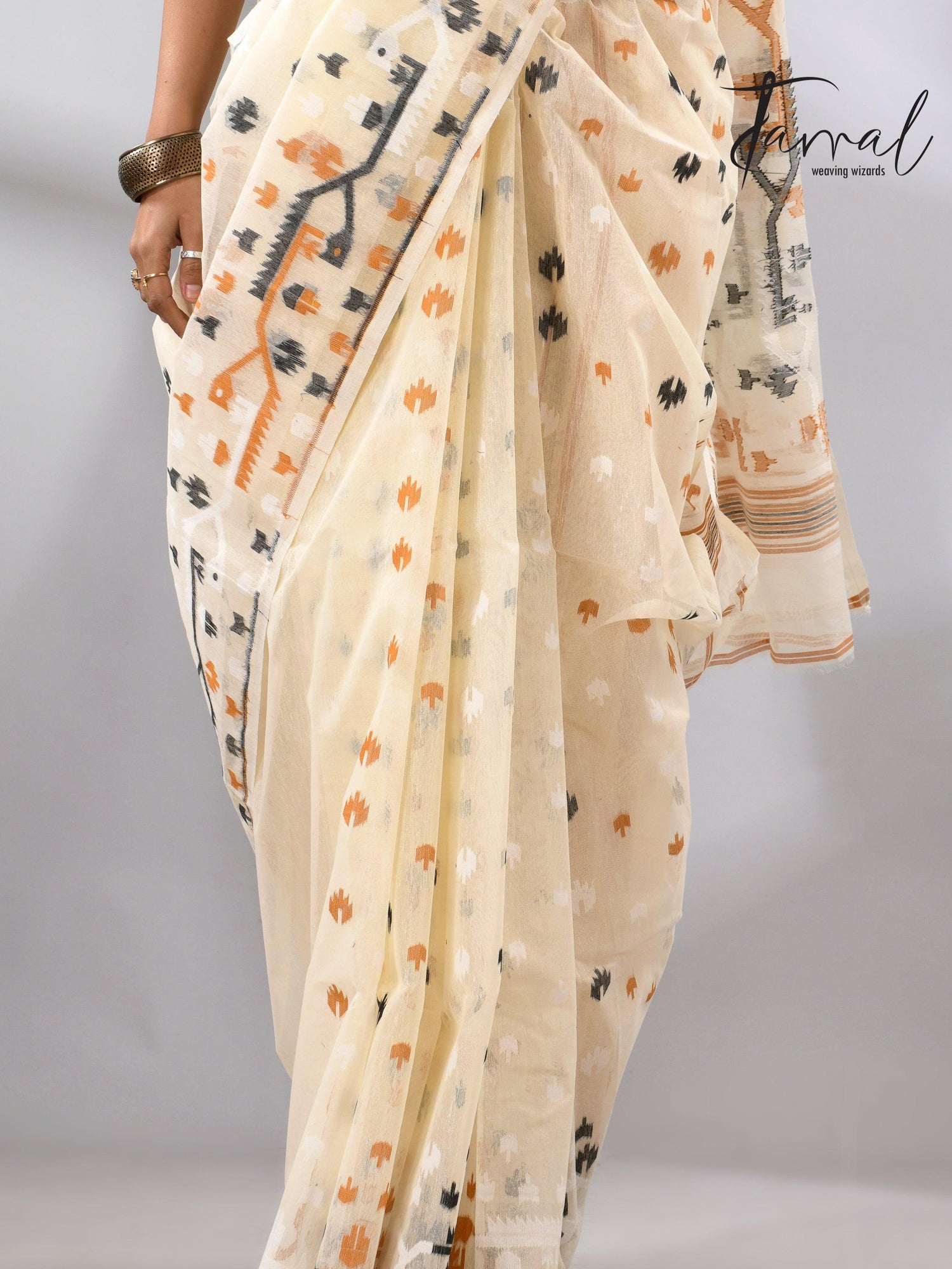 jamdani saree, jamdani, handloom, handwoven, saree, silk, dhakai, weaving, kolkatasaree, tamalboutique