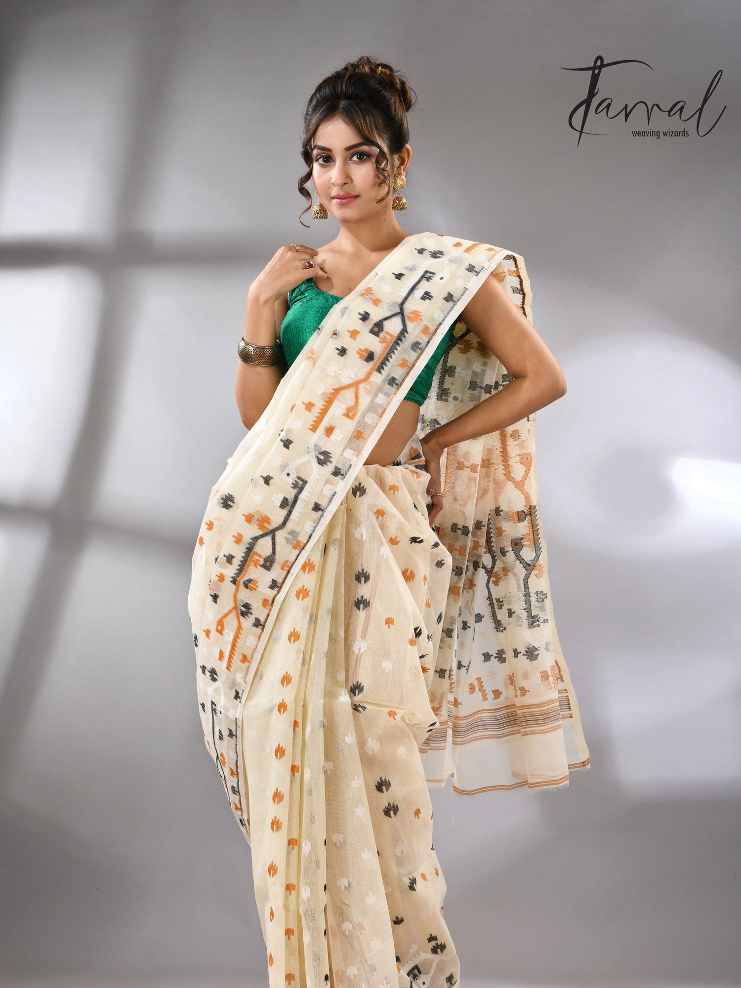 jamdani saree, jamdani, handloom, handwoven, saree, silk, dhakai, weaving, kolkatasaree, tamalboutique