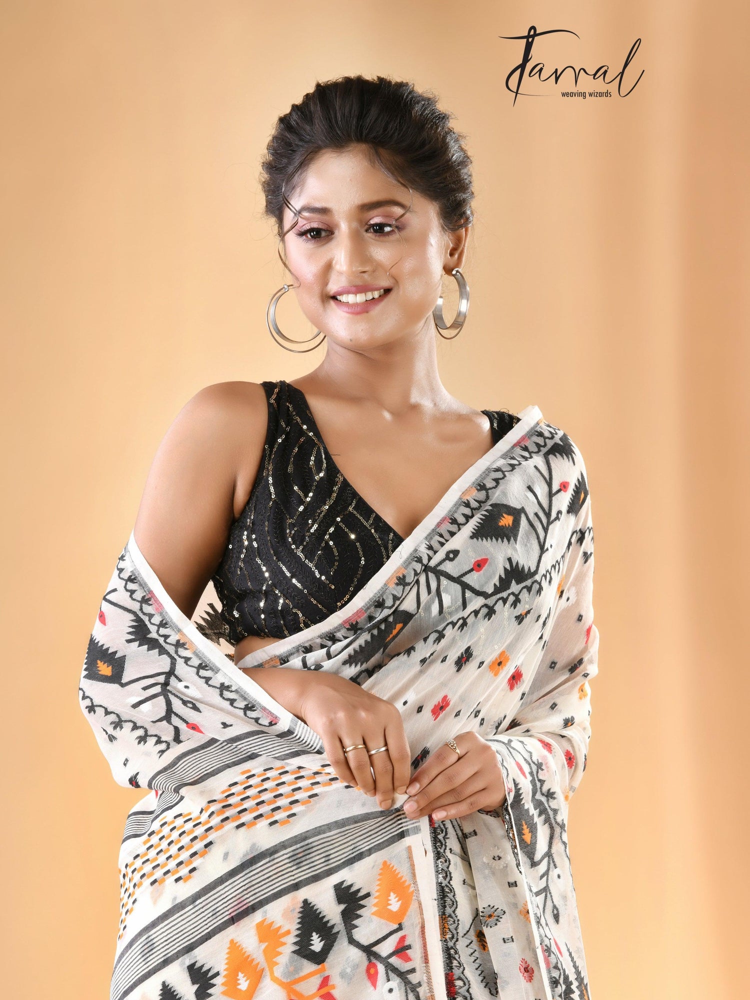 jamdani saree, jamdani, handloom, handwoven, saree, silk, dhakai, weaving, kolkatasaree, tamalboutique