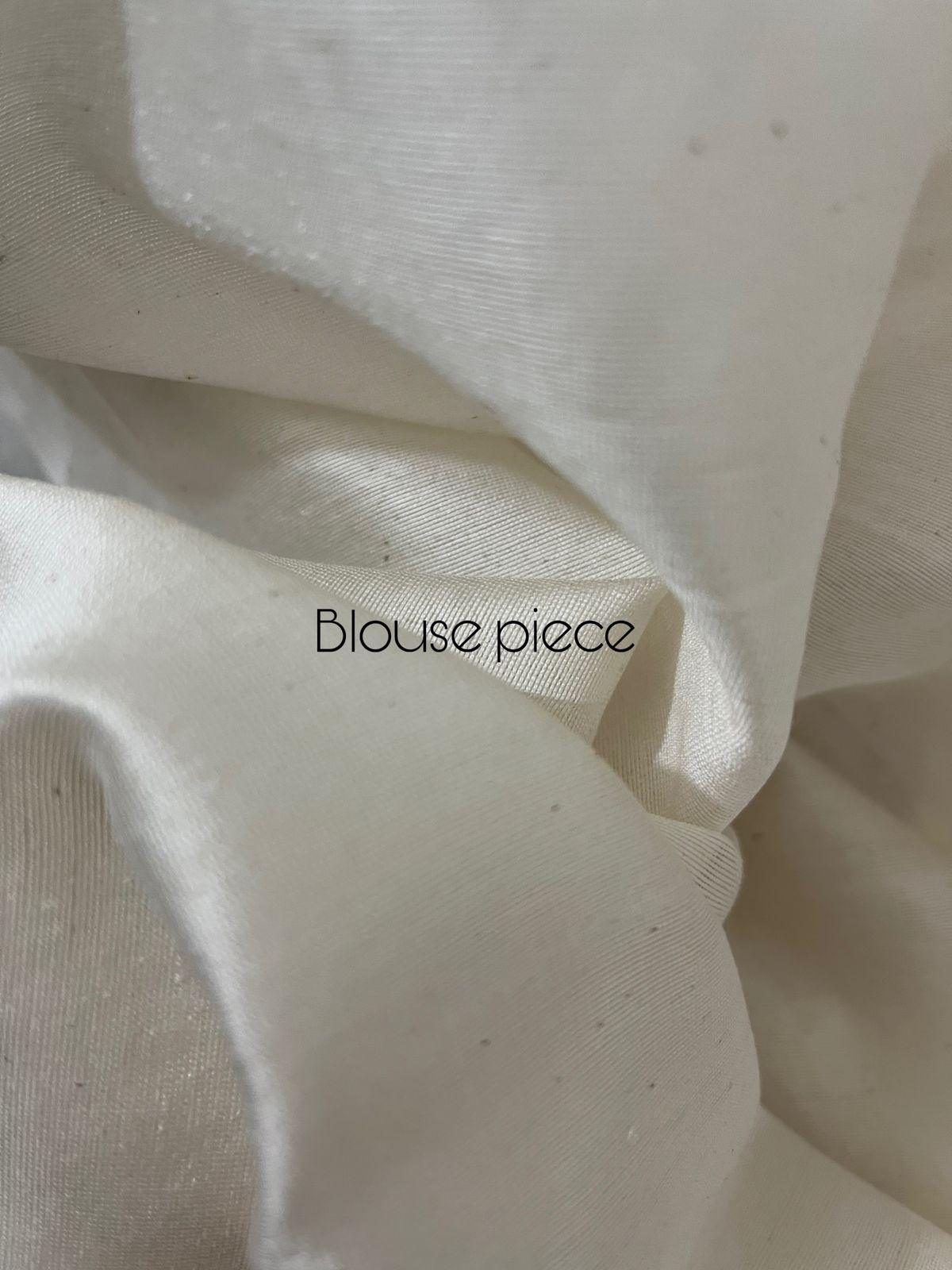 Offwhite with black & zari traditional muslin silk jamdani saree - Tamal Boutique