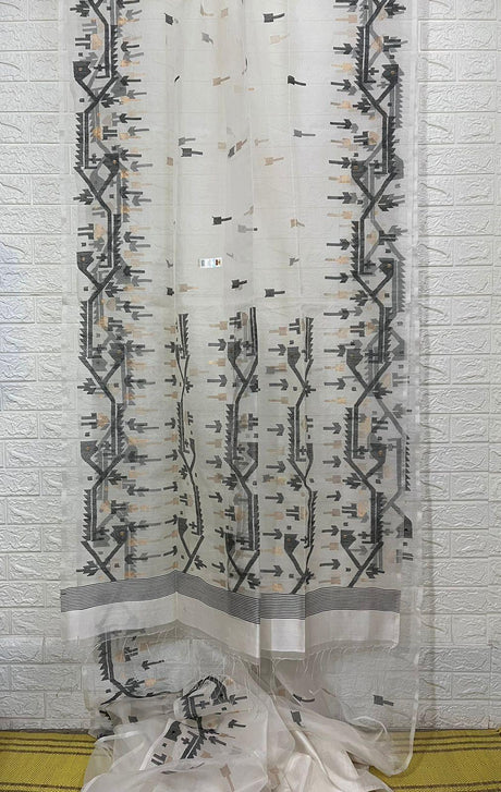 Offwhite with black & zari traditional muslin silk jamdani saree - Tamal Boutique