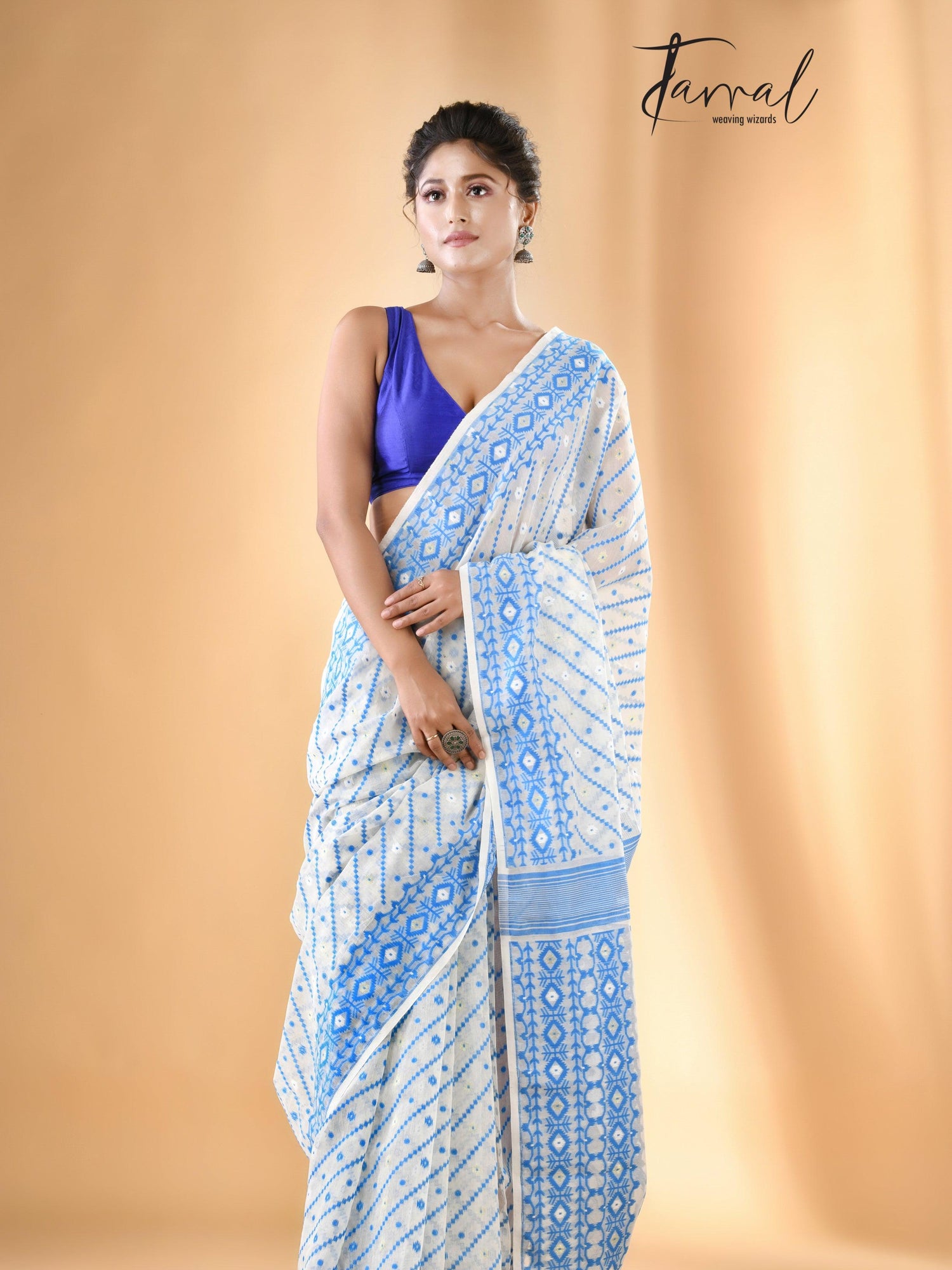 jamdani saree, jamdani, handloom, handwoven, saree, silk, dhakai, weaving, kolkatasaree, tamalboutique
