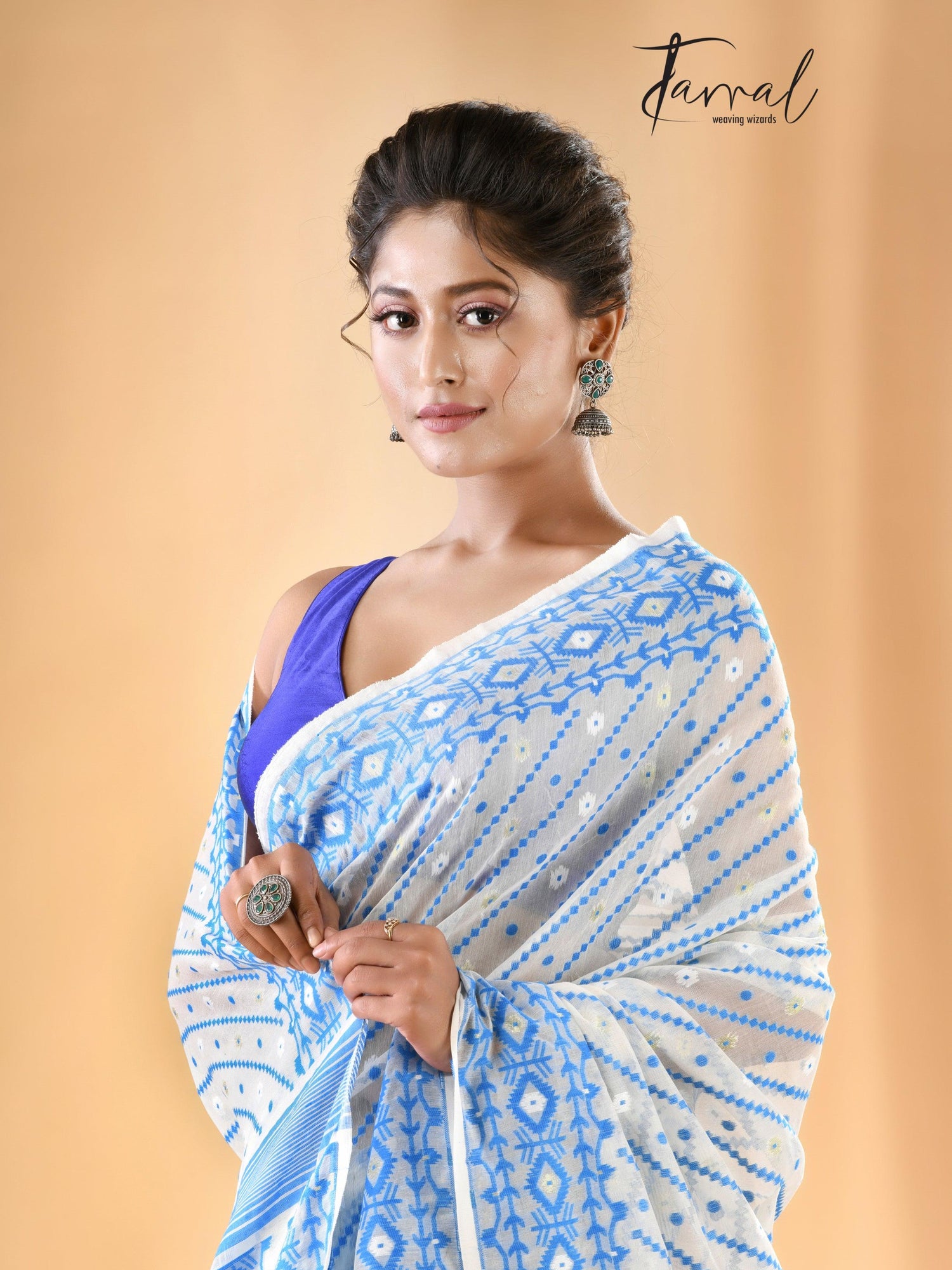 jamdani saree, jamdani, handloom, handwoven, saree, silk, dhakai, weaving, kolkatasaree, tamalboutique
