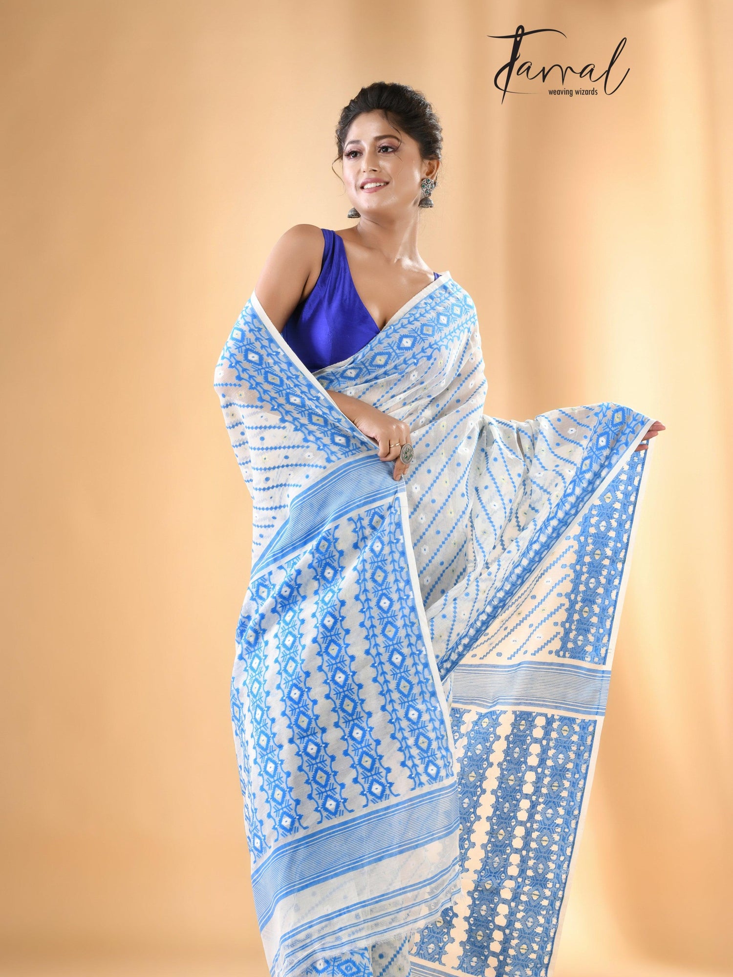 jamdani saree, jamdani, handloom, handwoven, saree, silk, dhakai, weaving, kolkatasaree, tamalboutique
