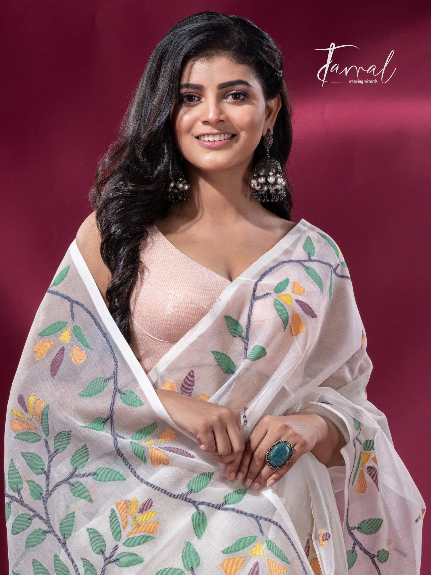Offwhite with floral border muslin silk handwoven jamdani saree cls