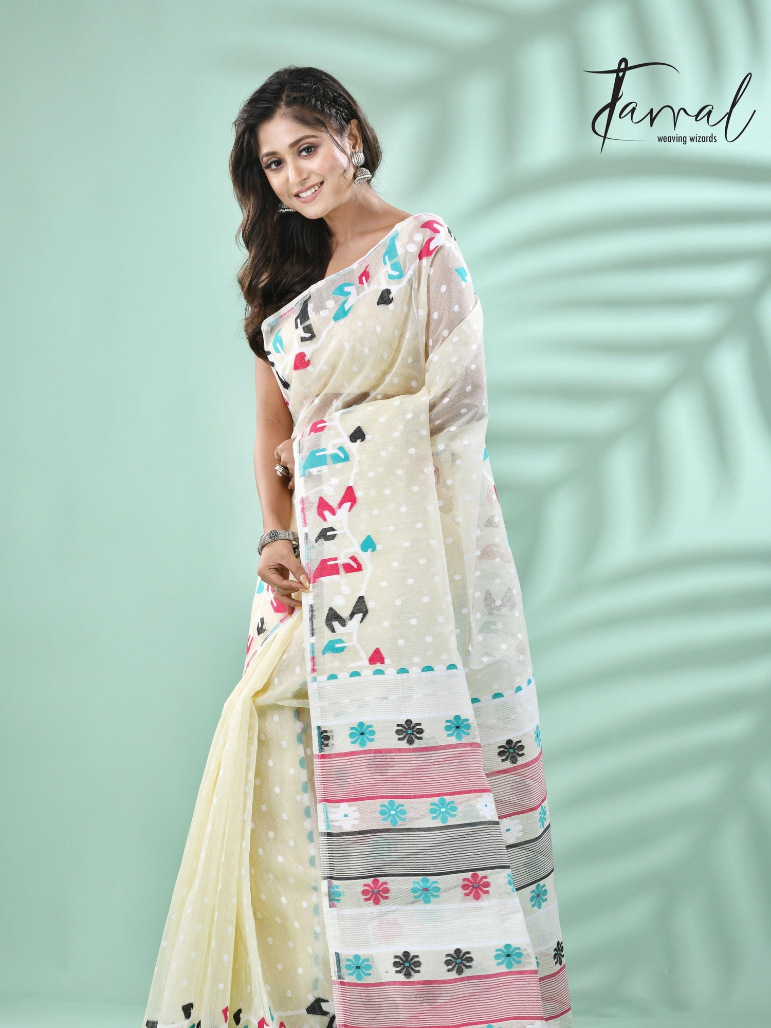 jamdani saree, jamdani, handloom, handwoven, saree, silk, dhakai, weaving, kolkatasaree, tamalboutique