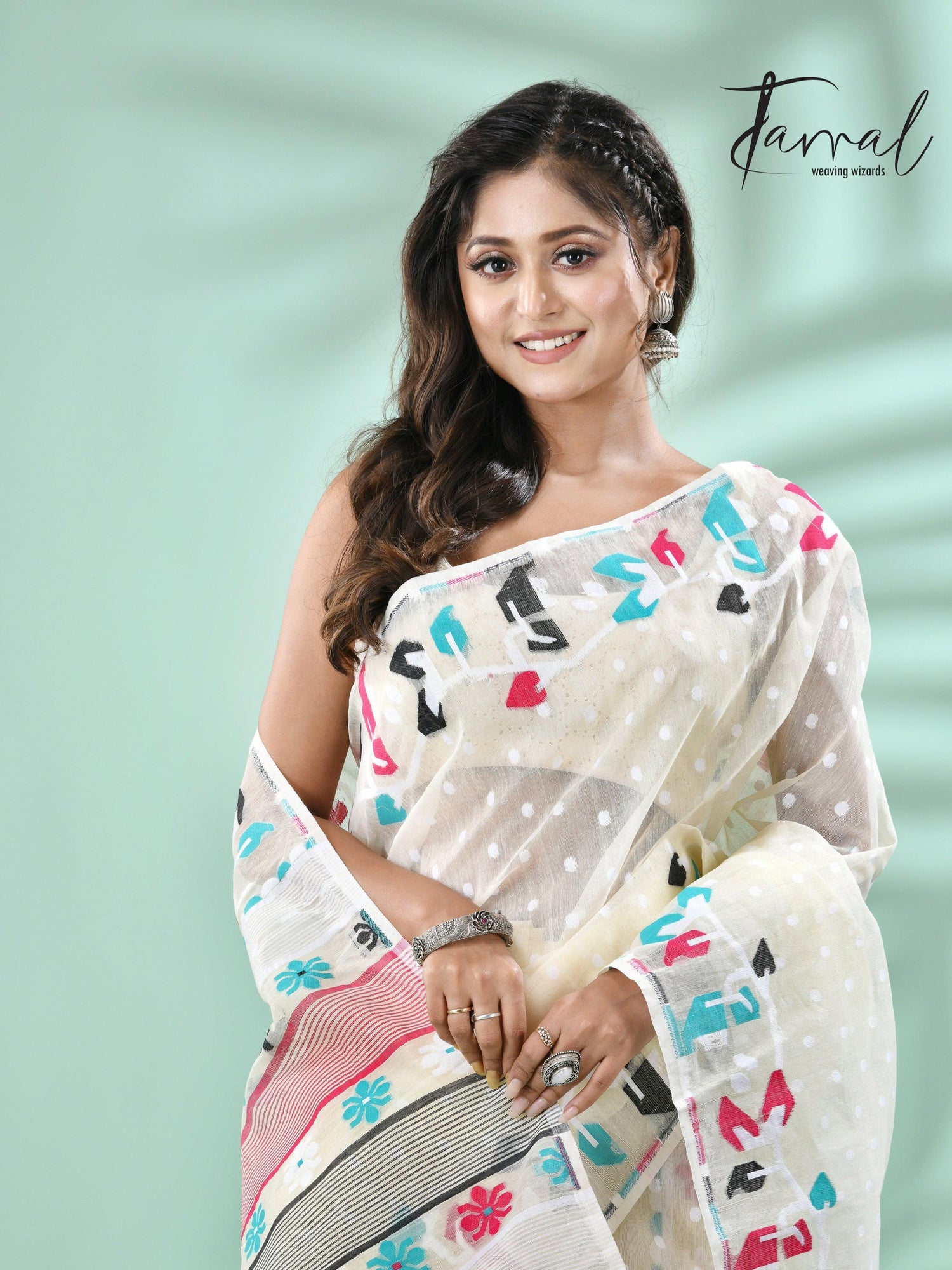 jamdani saree, jamdani, handloom, handwoven, saree, silk, dhakai, weaving, kolkatasaree, tamalboutique