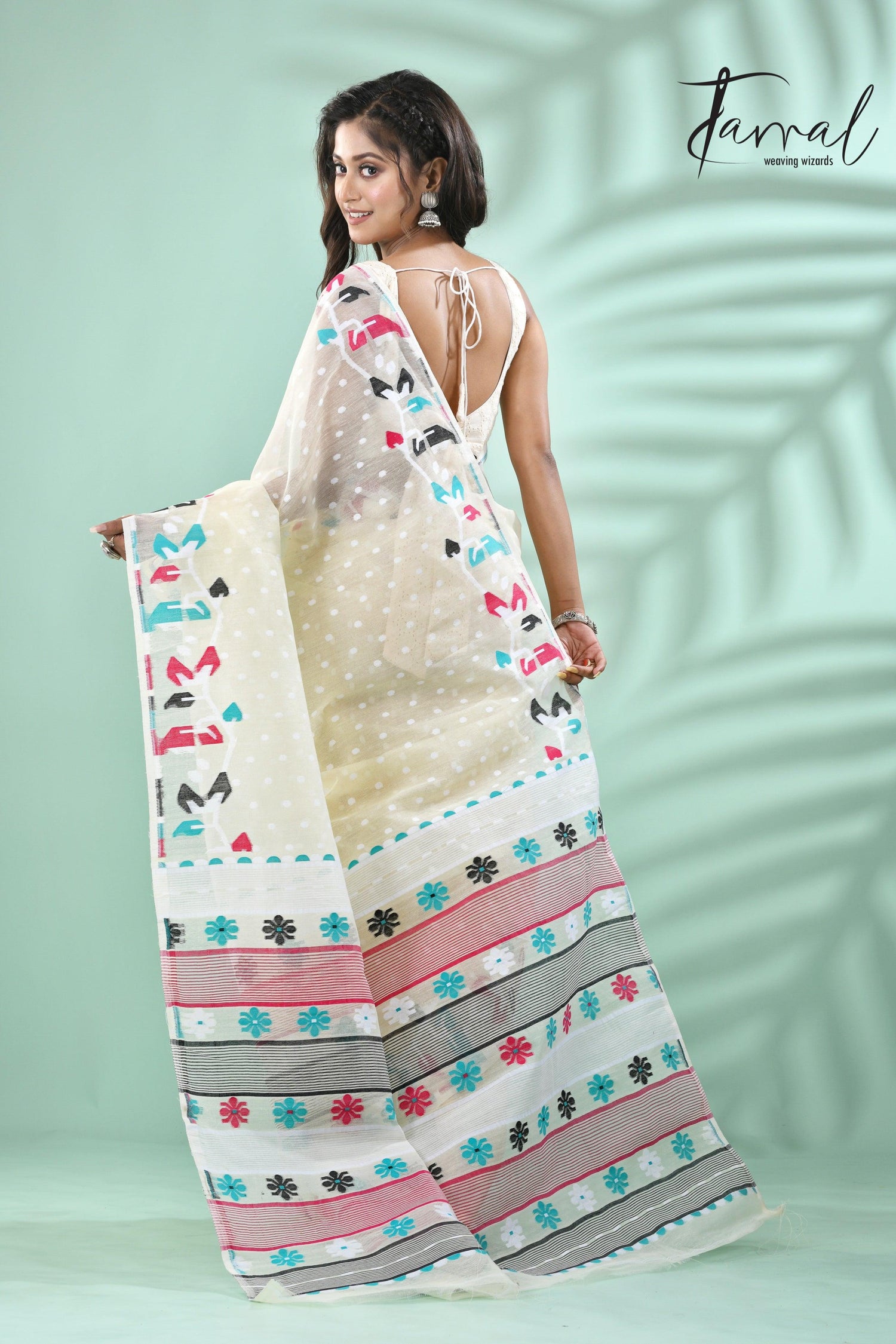 jamdani saree, jamdani, handloom, handwoven, saree, silk, dhakai, weaving, kolkatasaree, tamalboutique