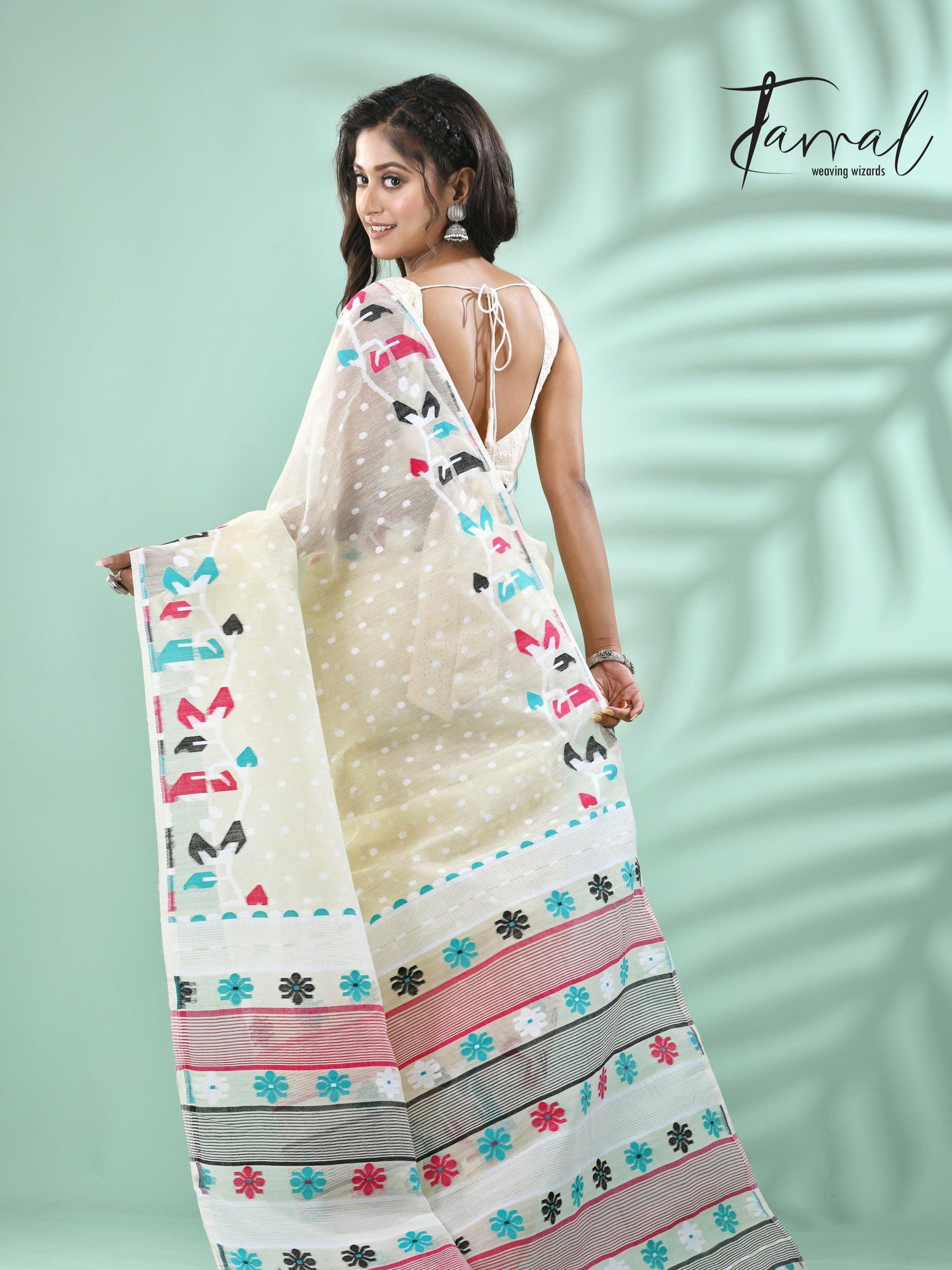 jamdani saree, jamdani, handloom, handwoven, saree, silk, dhakai, weaving, kolkatasaree, tamalboutique