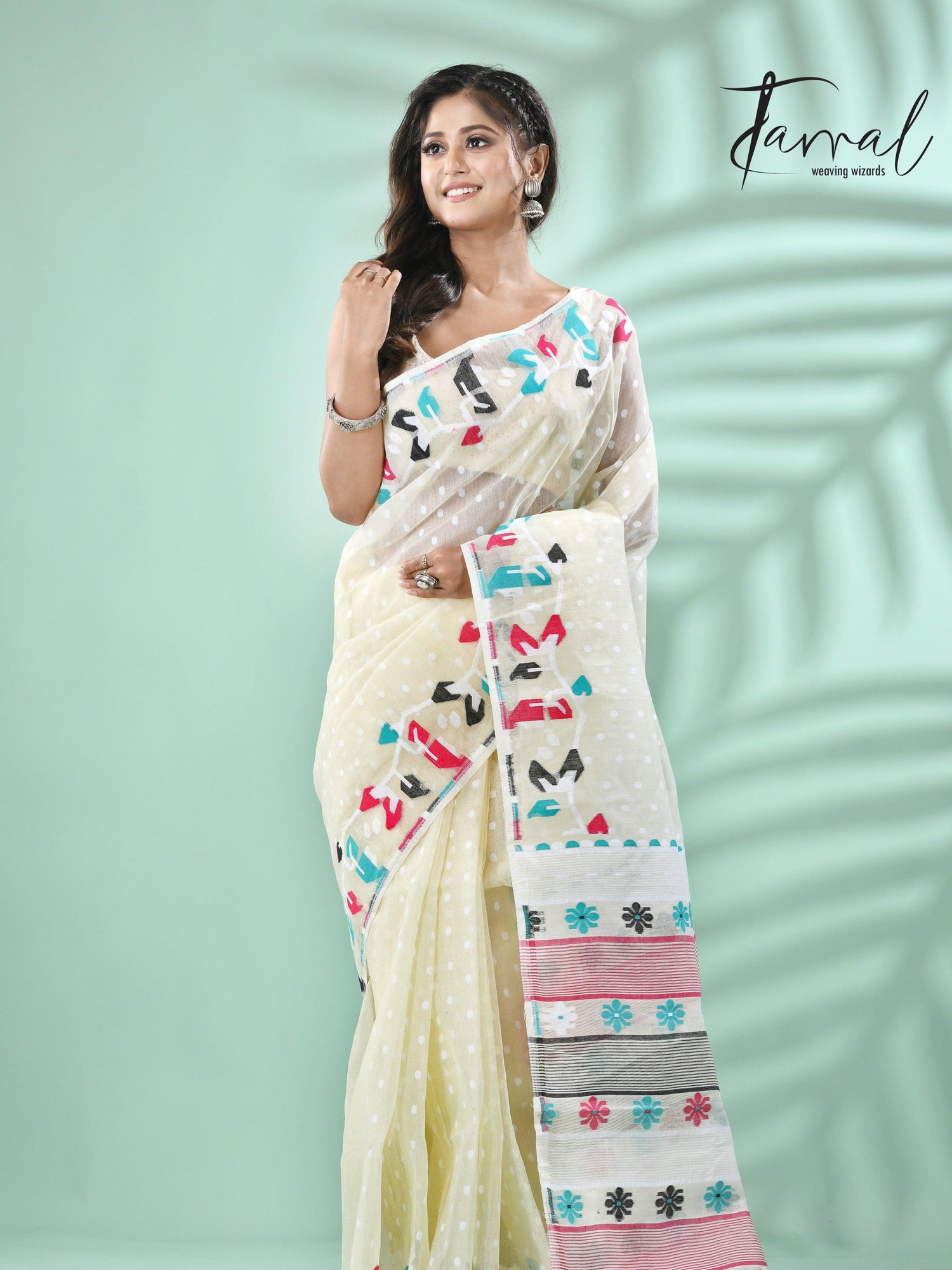 jamdani saree, jamdani, handloom, handwoven, saree, silk, dhakai, weaving, kolkatasaree, tamalboutique