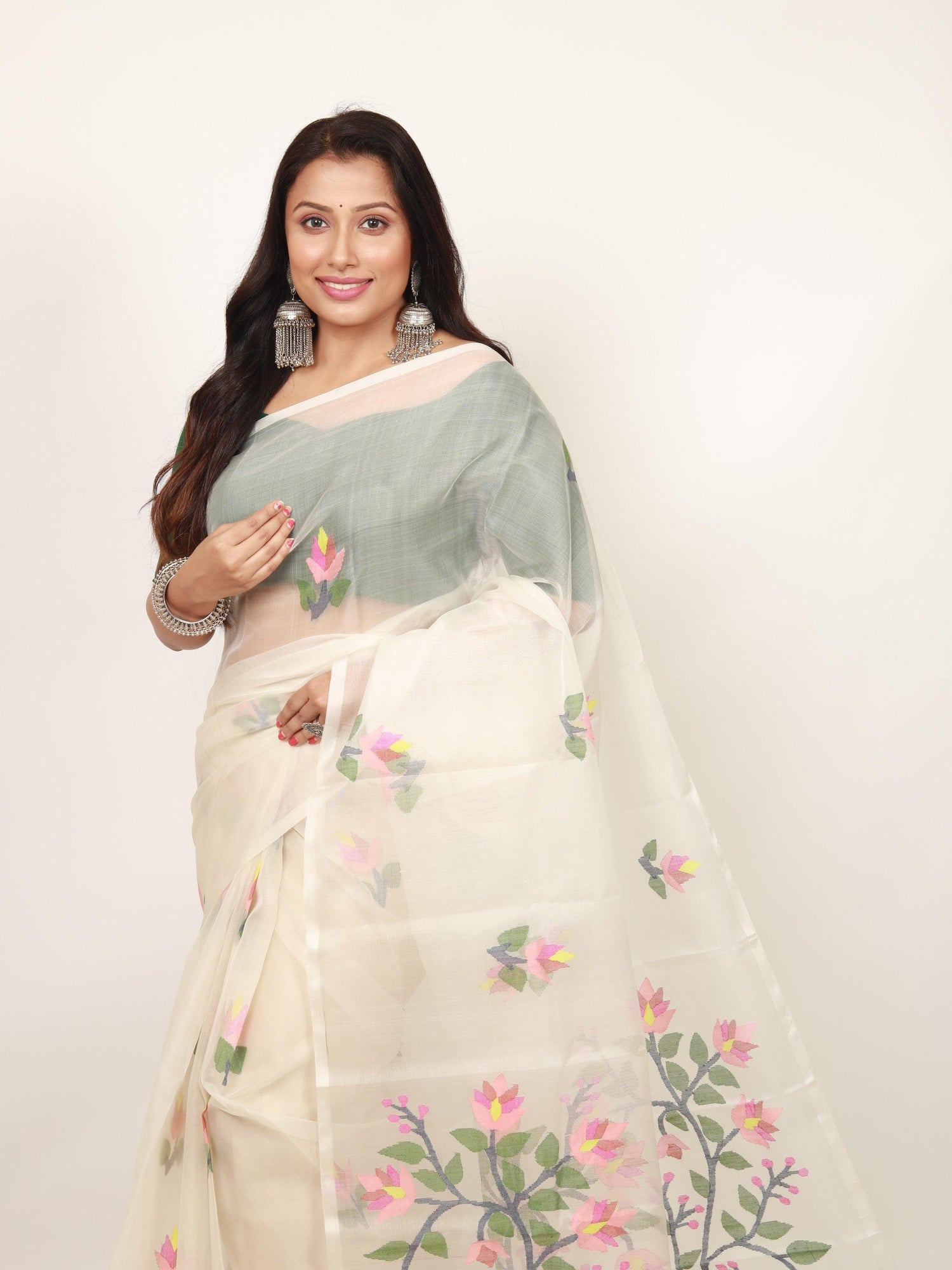 Offwhite with multi colour muslin silk handwoven jamdani saree - Tamal Boutique