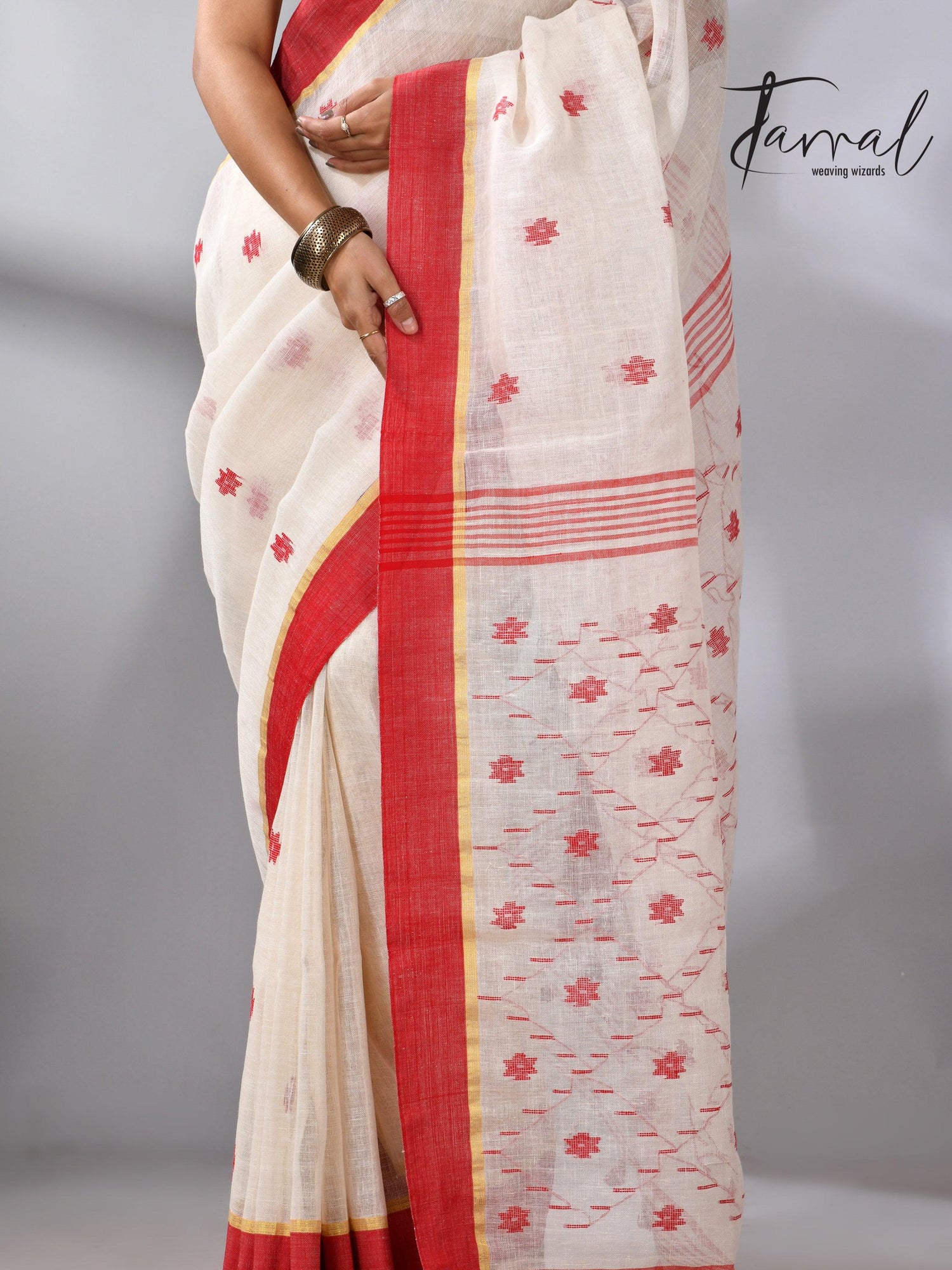 Offwhite with red border traditional handwoven pure linen jamdani saree - Tamal Boutique