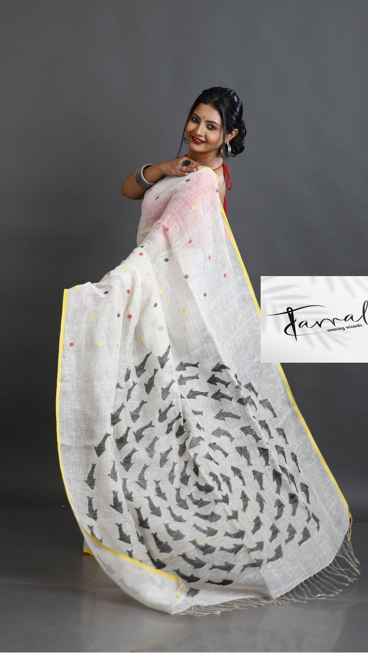 Offwhite with yellow circle fish pallu handwoven jamdani in linen saree - Tamal Boutique