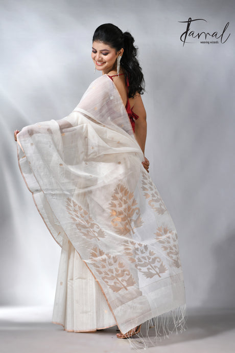 Offwhite with zari border silk cotton handwoven jamdani saree