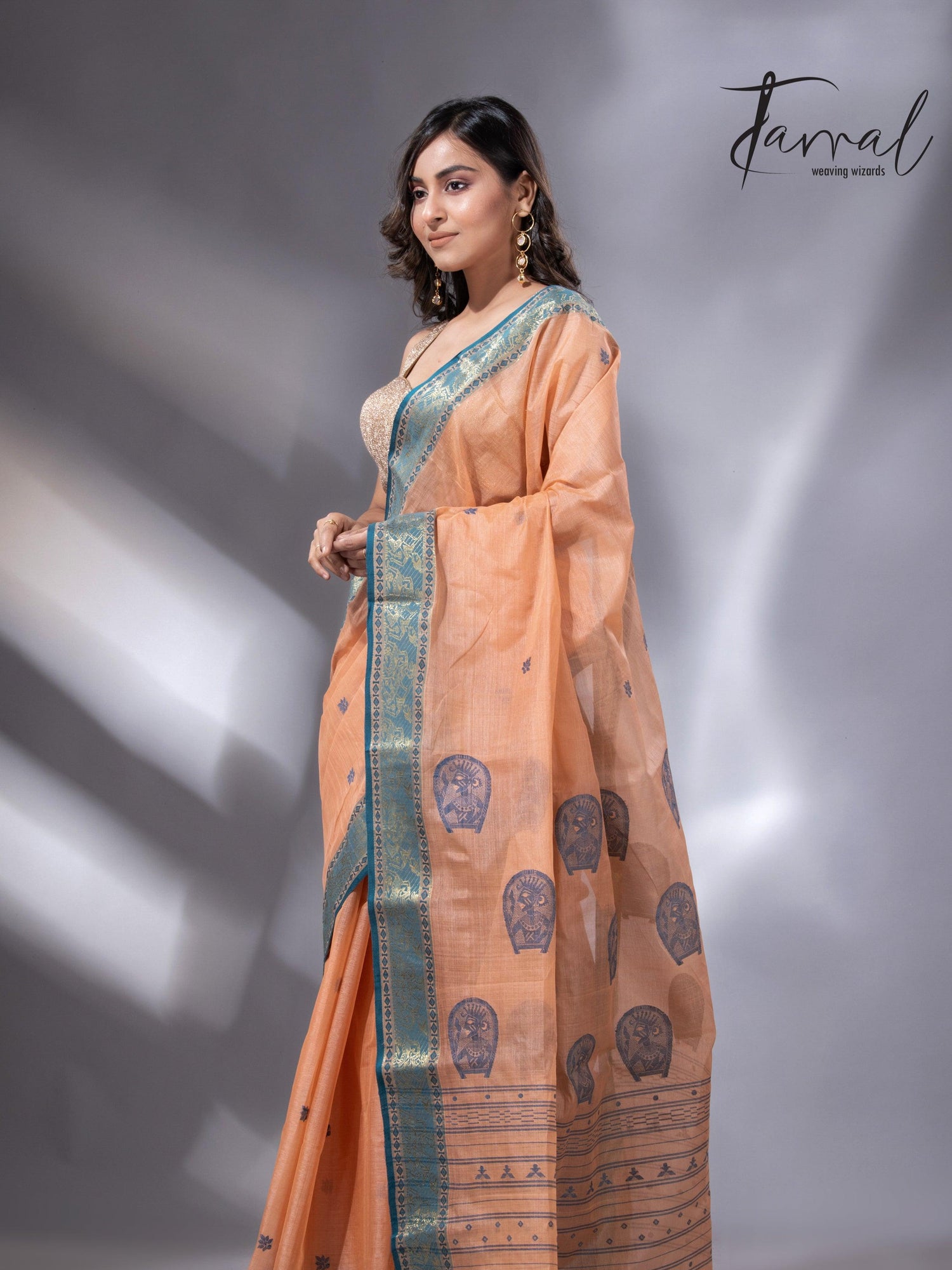 Peach & Firoza Harmony Tussar Tangail Handloom Saree4