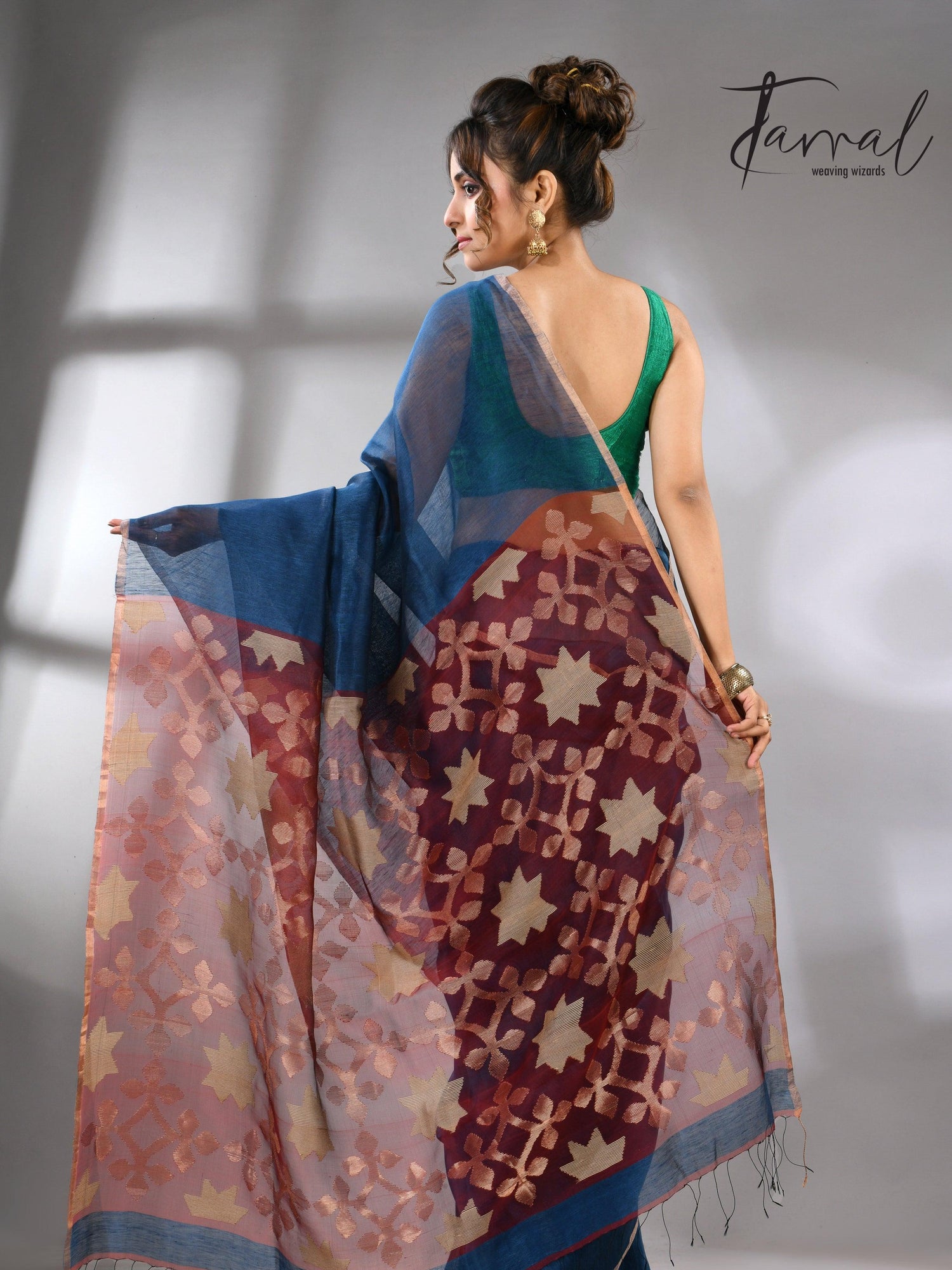 jamdani saree, jamdani, handloom, handwoven, saree, silk, dhakai, weaving, kolkatasaree, tamalboutique