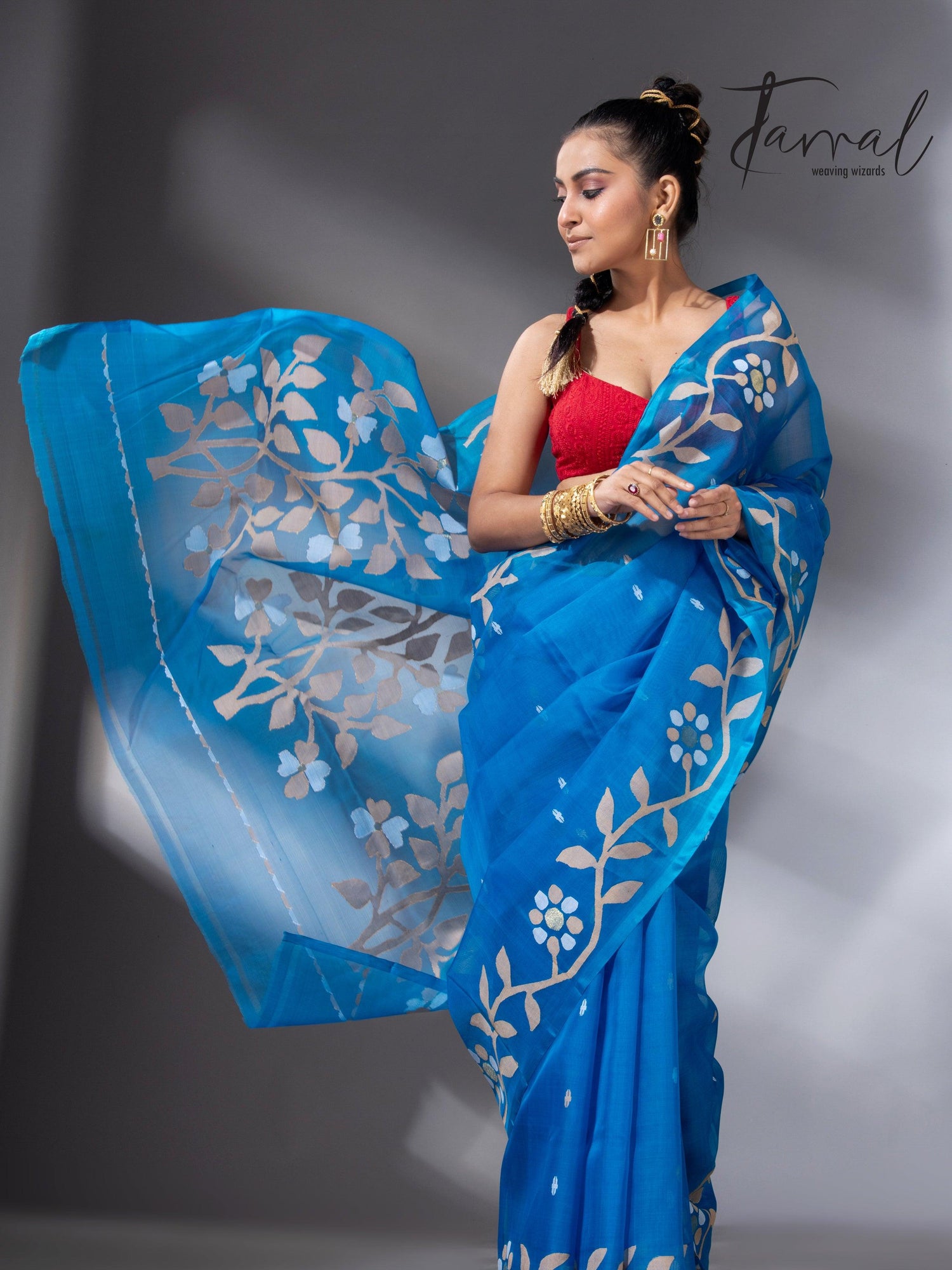 Peacock blue floral border muslin silk handwoven jamdani saree