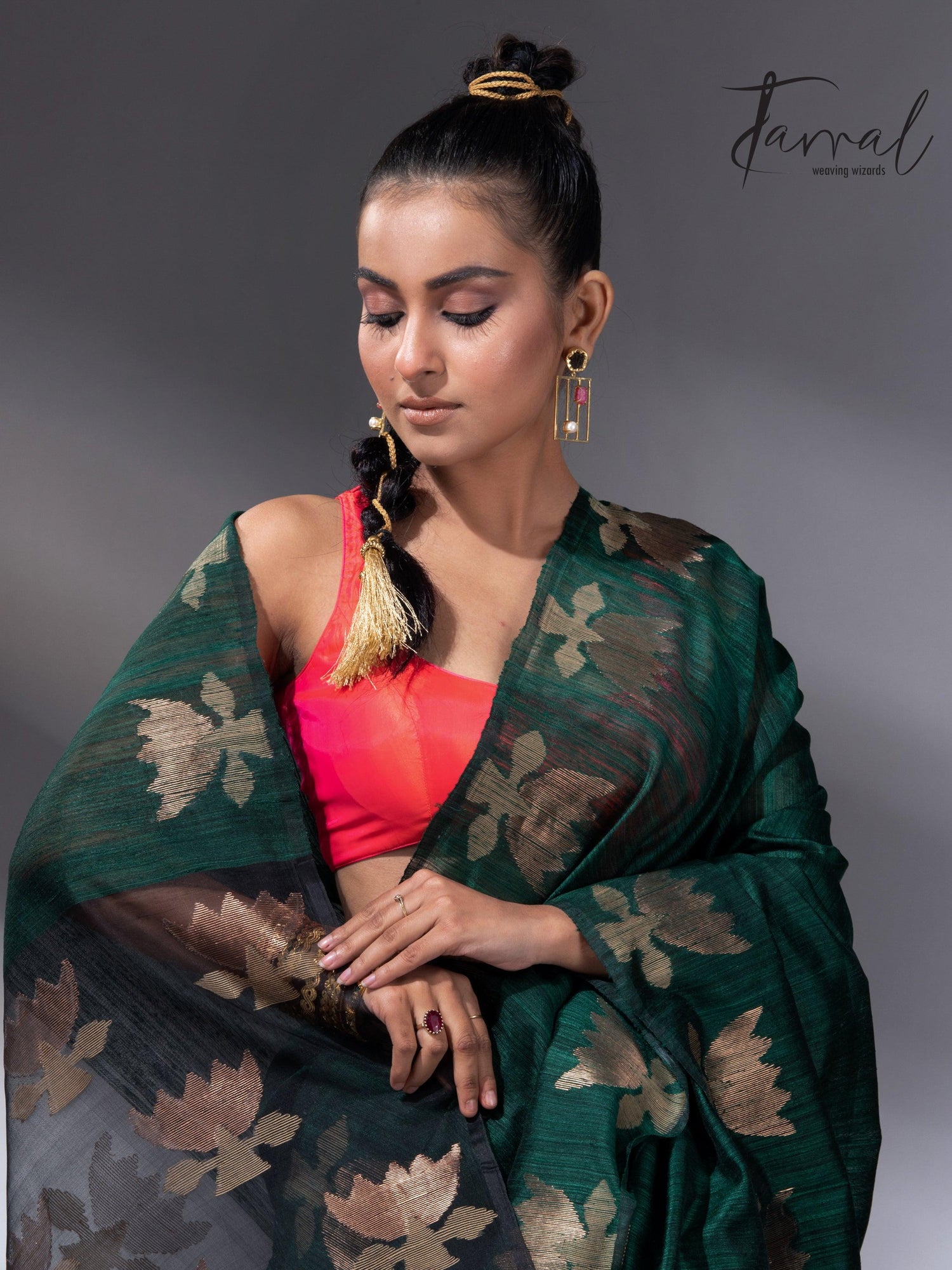 Peacock green with gold lotus handwoven matka silk jamdani saree - Tamal Boutique