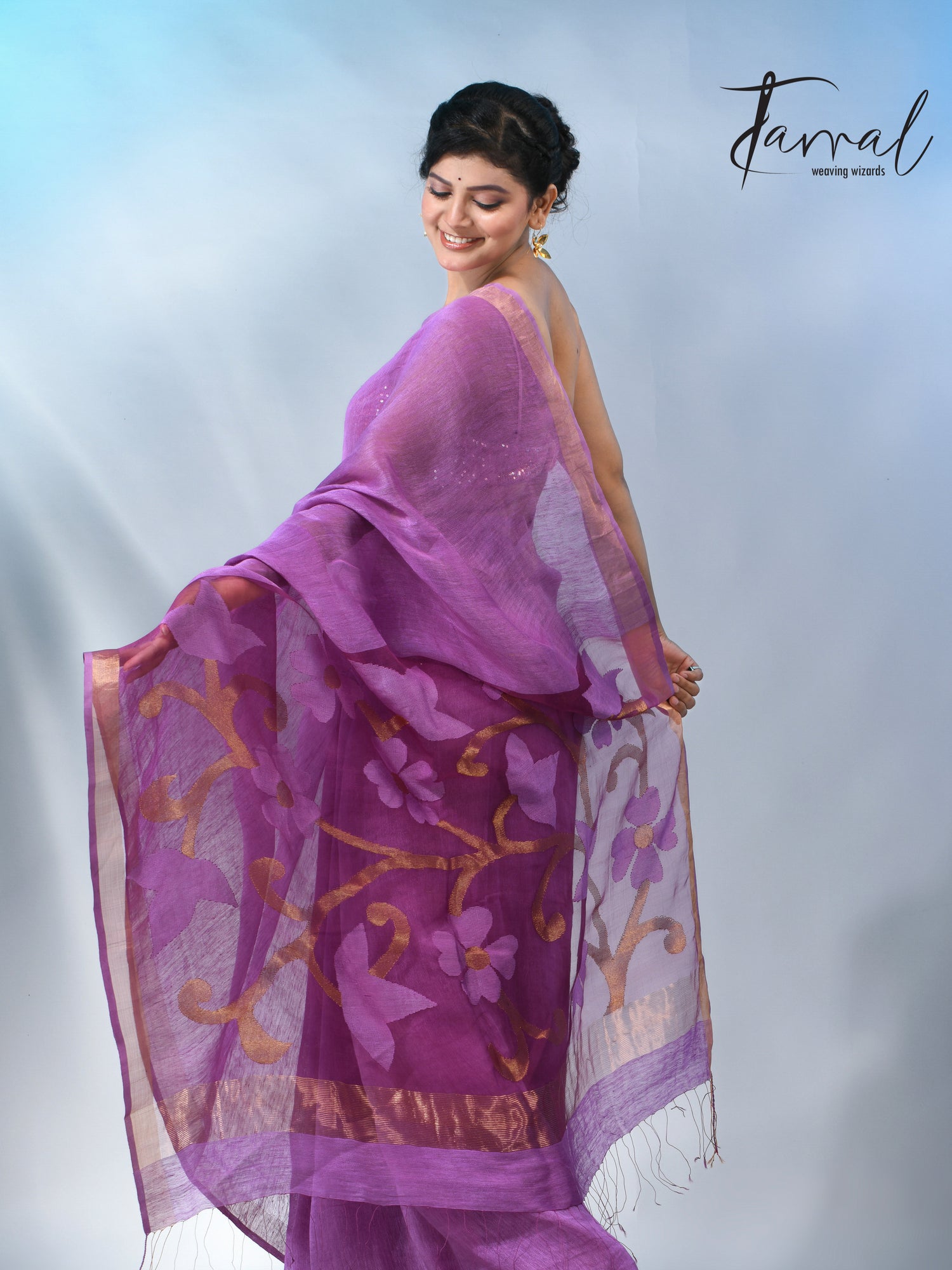 Periwinkle with zari border silk linen handwoven jamdani saree