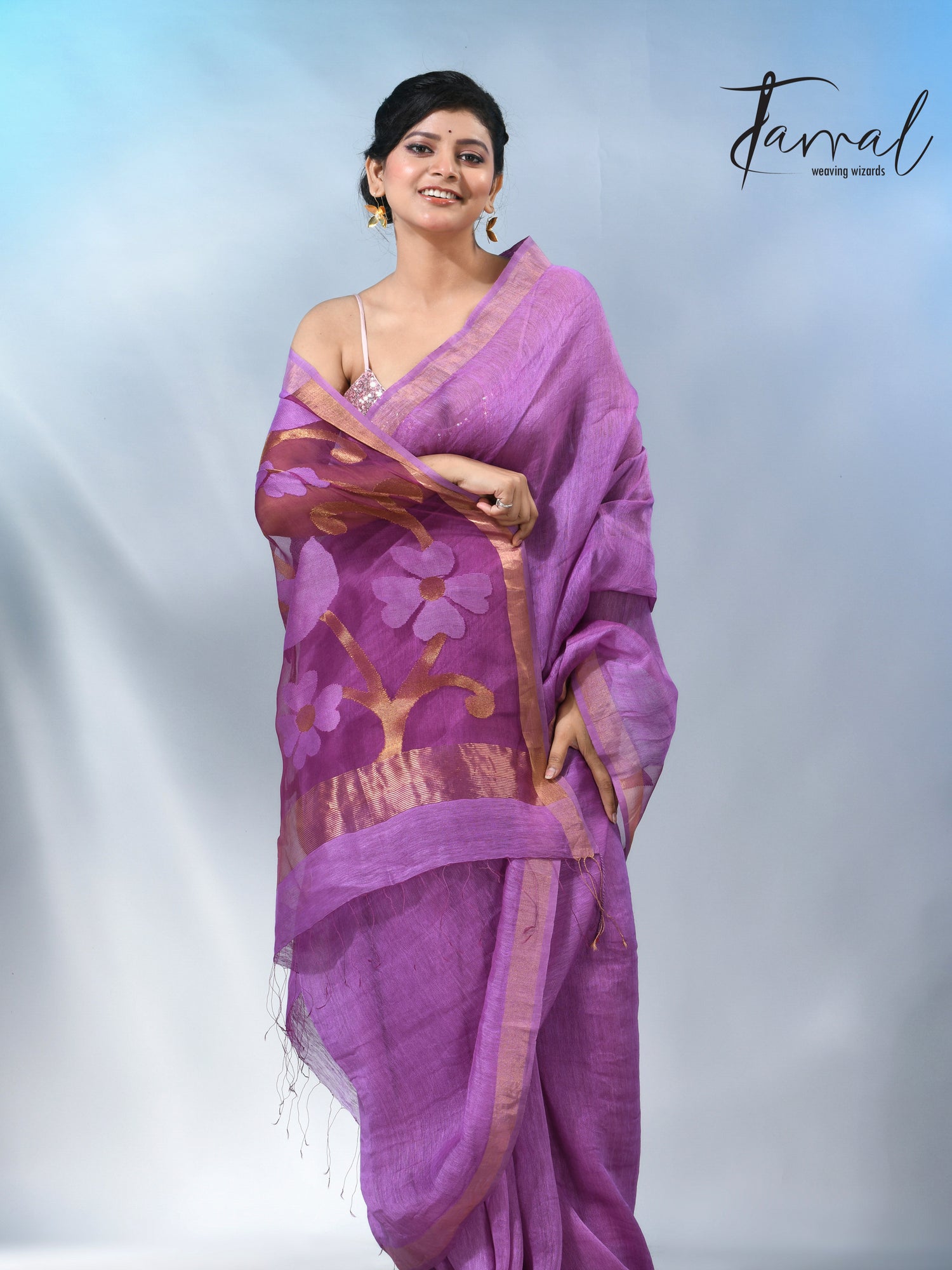 Periwinkle with zari border silk linen handwoven jamdani saree
