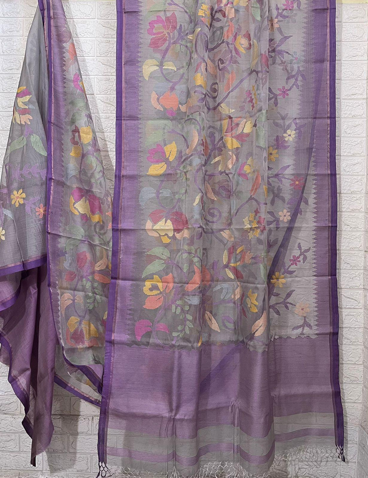 Phoolvati muslin silk handwoven jamdani saree - Tamal Boutique
