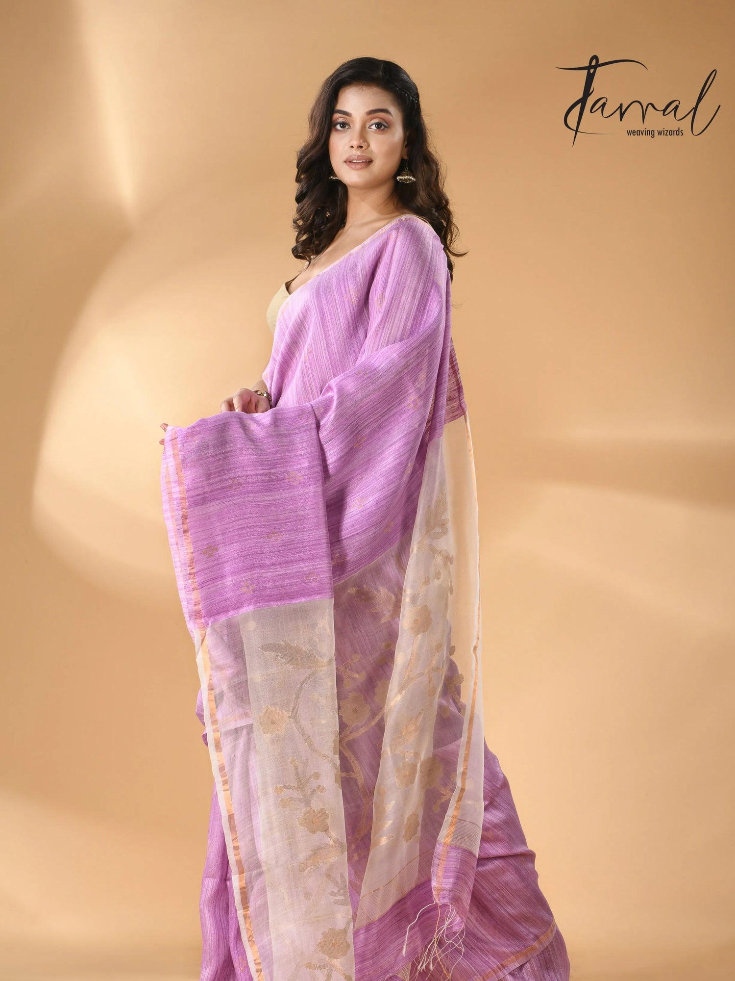 Pink with white floral pallu matka silk handwoven jamdani saree - Tamal Boutique