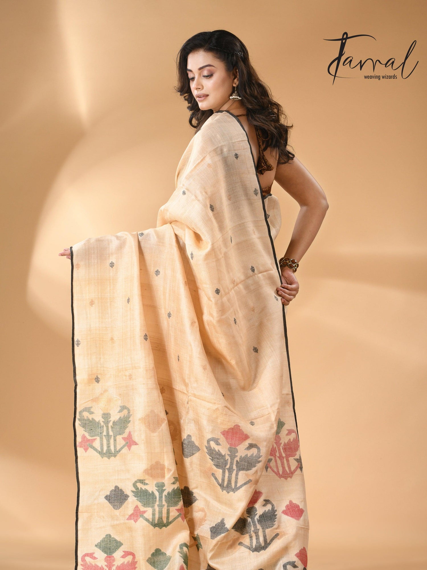   Pure tissue neddle work tusser jamdani saree in light beige back