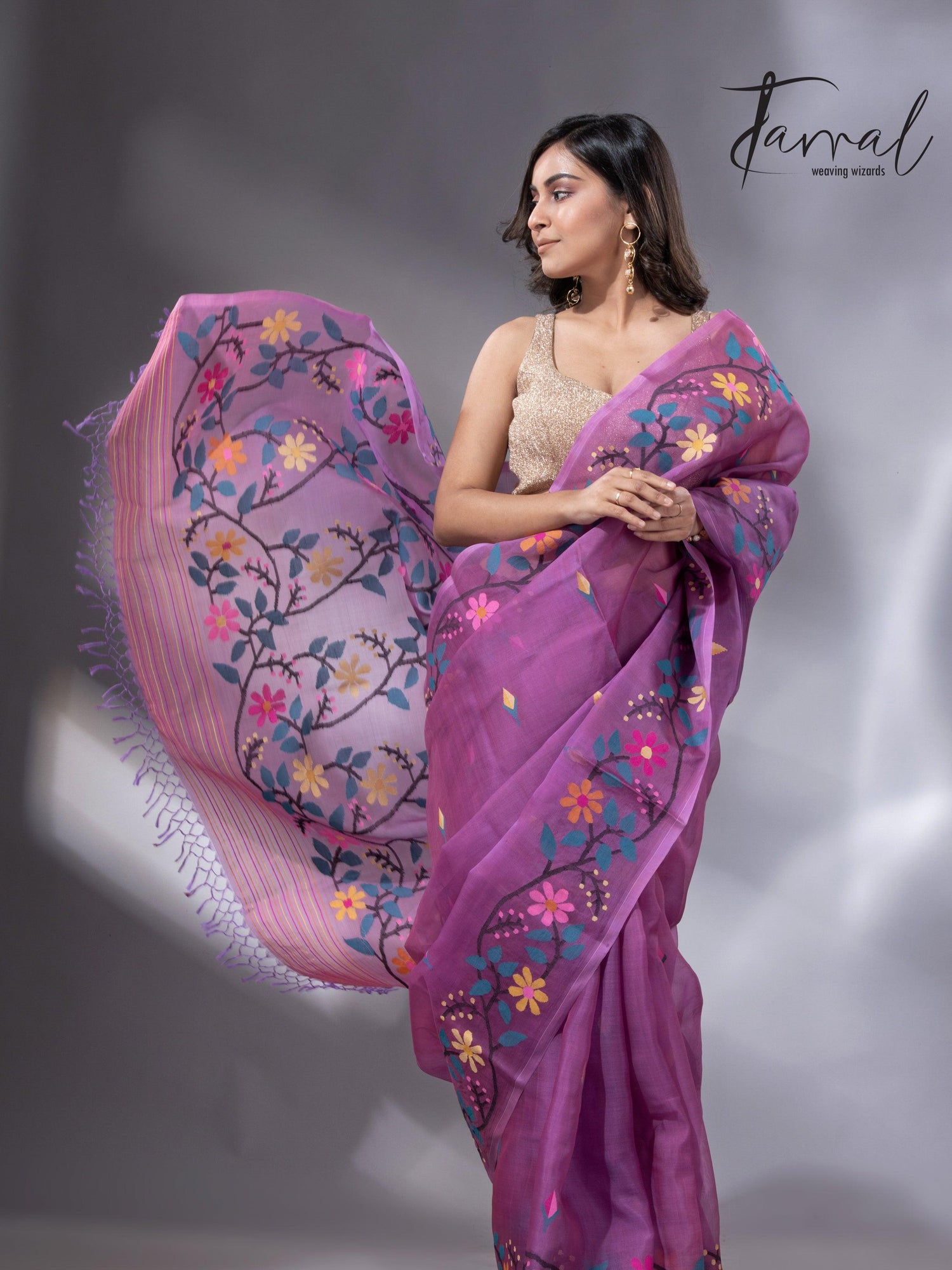 Purple floral border handwoven muslin jamdani saree