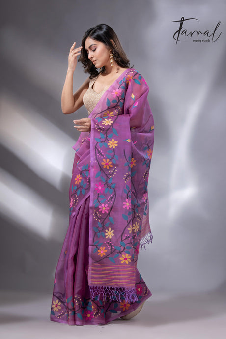 Purple floral border handwoven muslin jamdani saree5