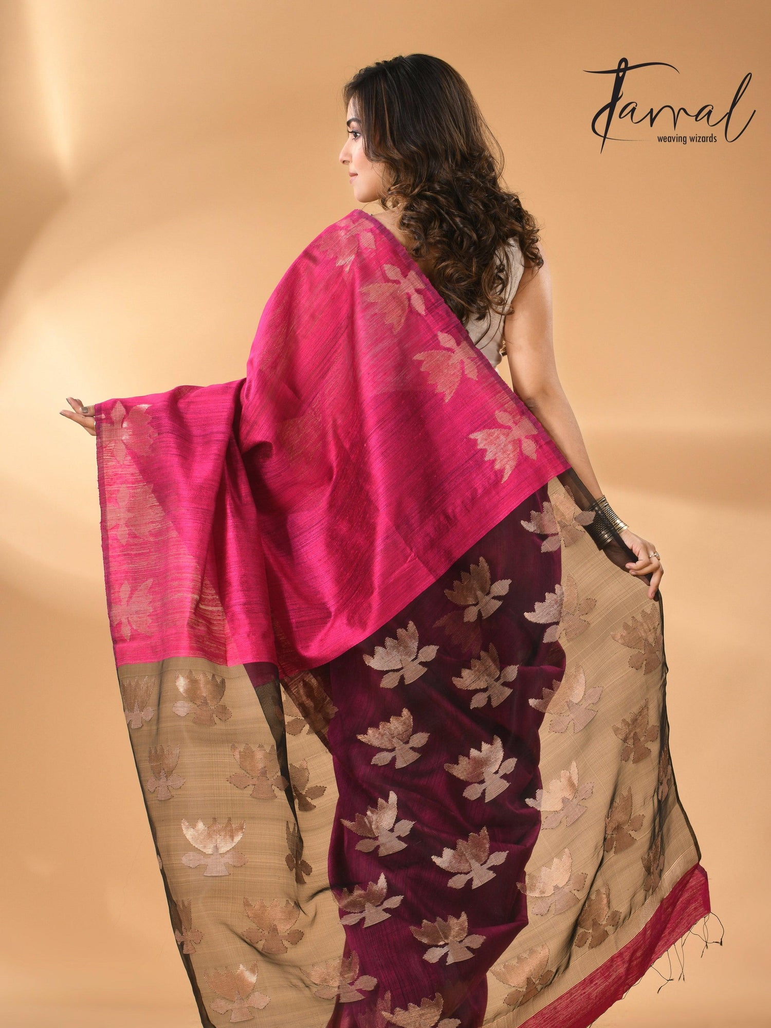 Rani_Pink_Jamdani_Matka_Silk_Saree_Back