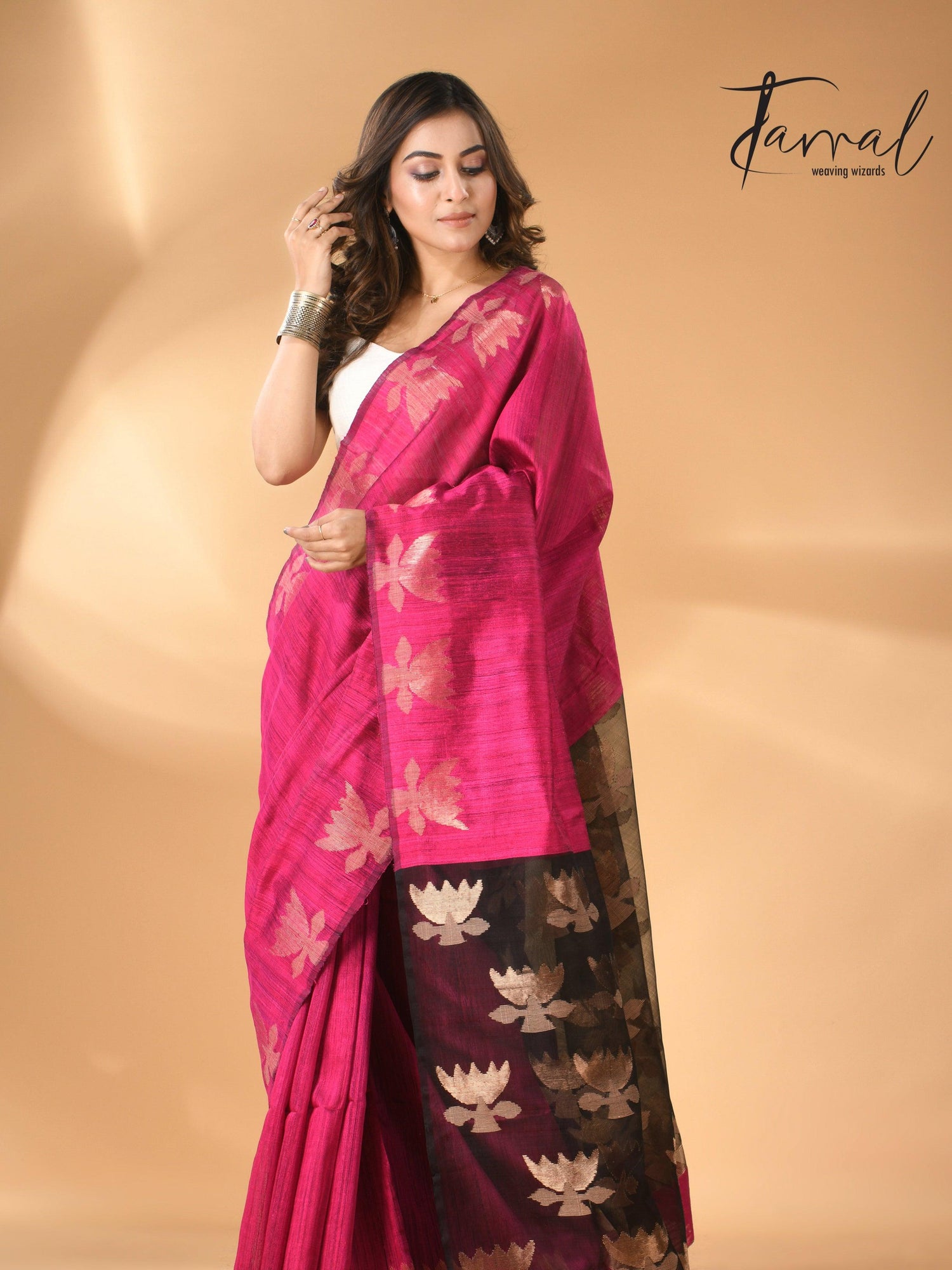 Rani_Pink_Jamdani_Matka_Silk_Saree_Right