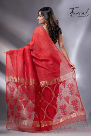 Red Lotus Elegance pallu silk linen handwoven jamdani saree back