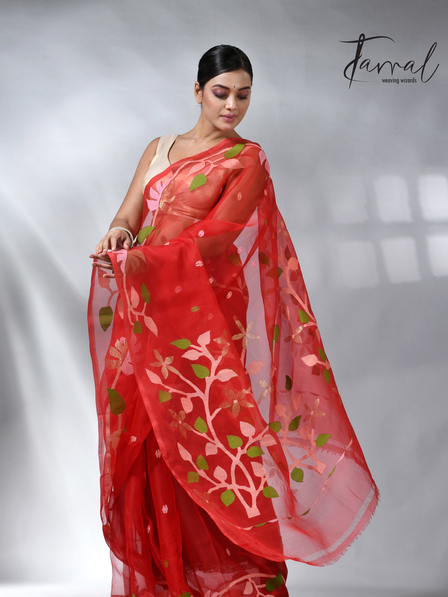 Red colour floral border muslin silk handwovn jamdani saree